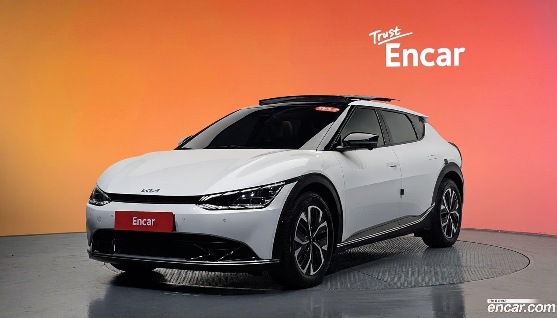 Main__Slider__Photo:EV6 Kia 2022.8-0
