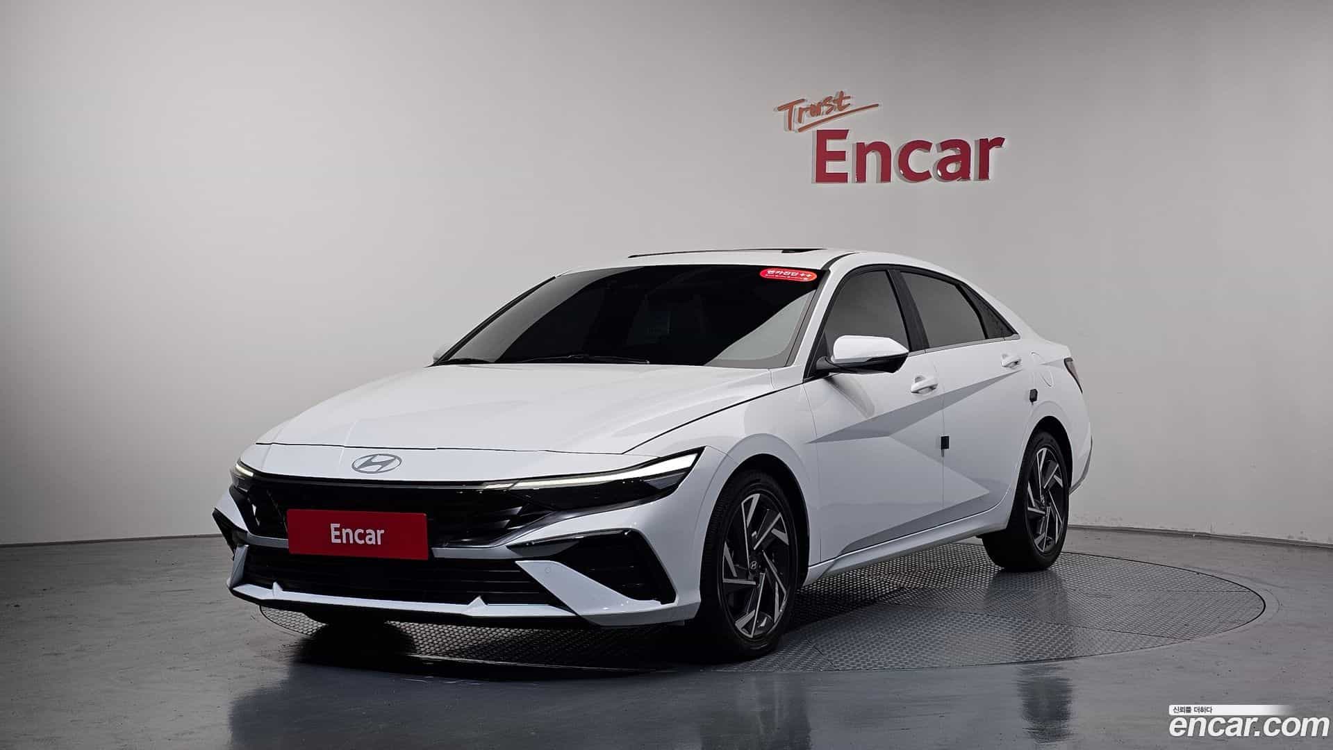 AVANTE Hyundai 2024.0-THUMBNAIL-011