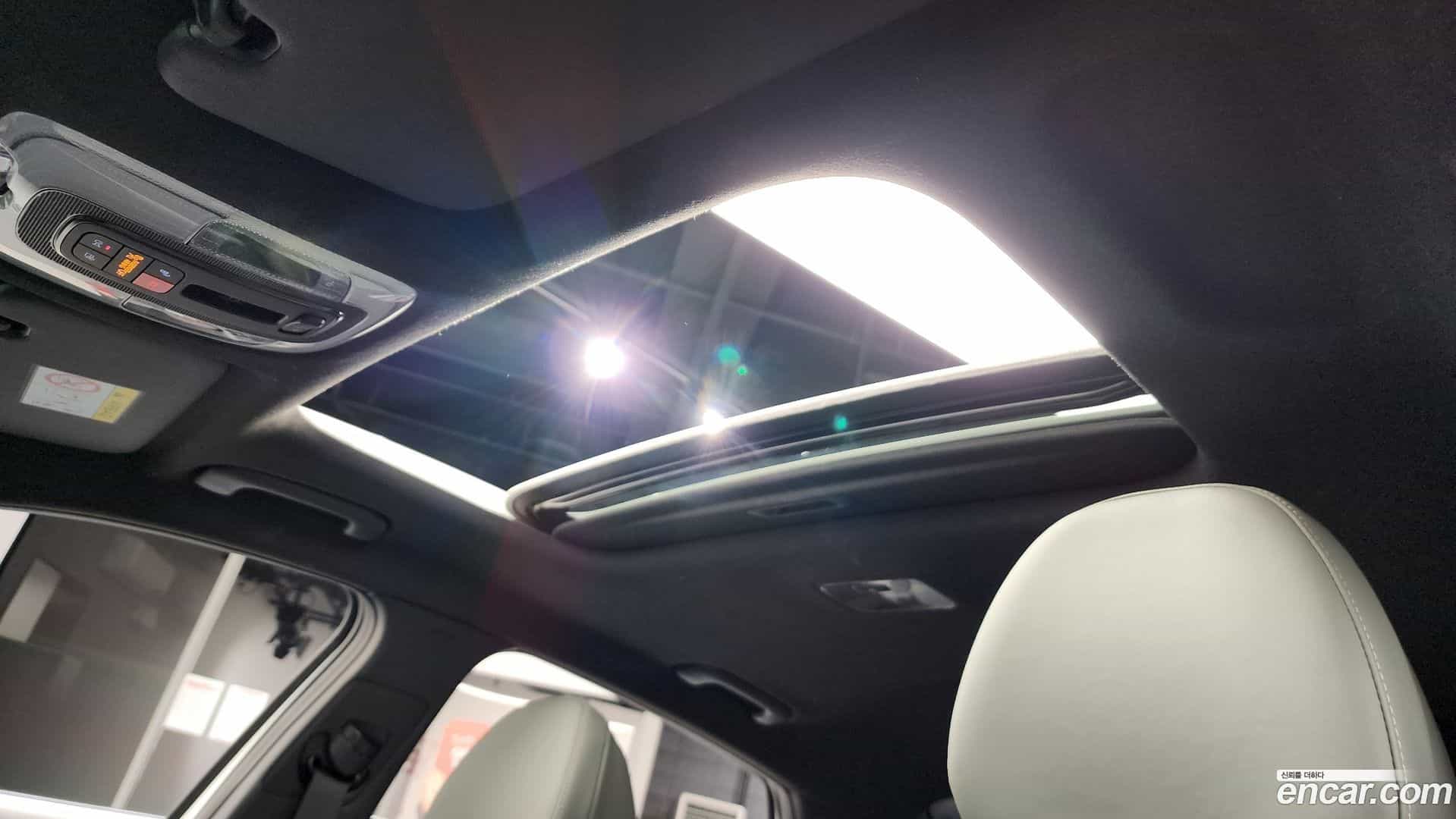 AVANTE Hyundai 2024.0-OPTION-021