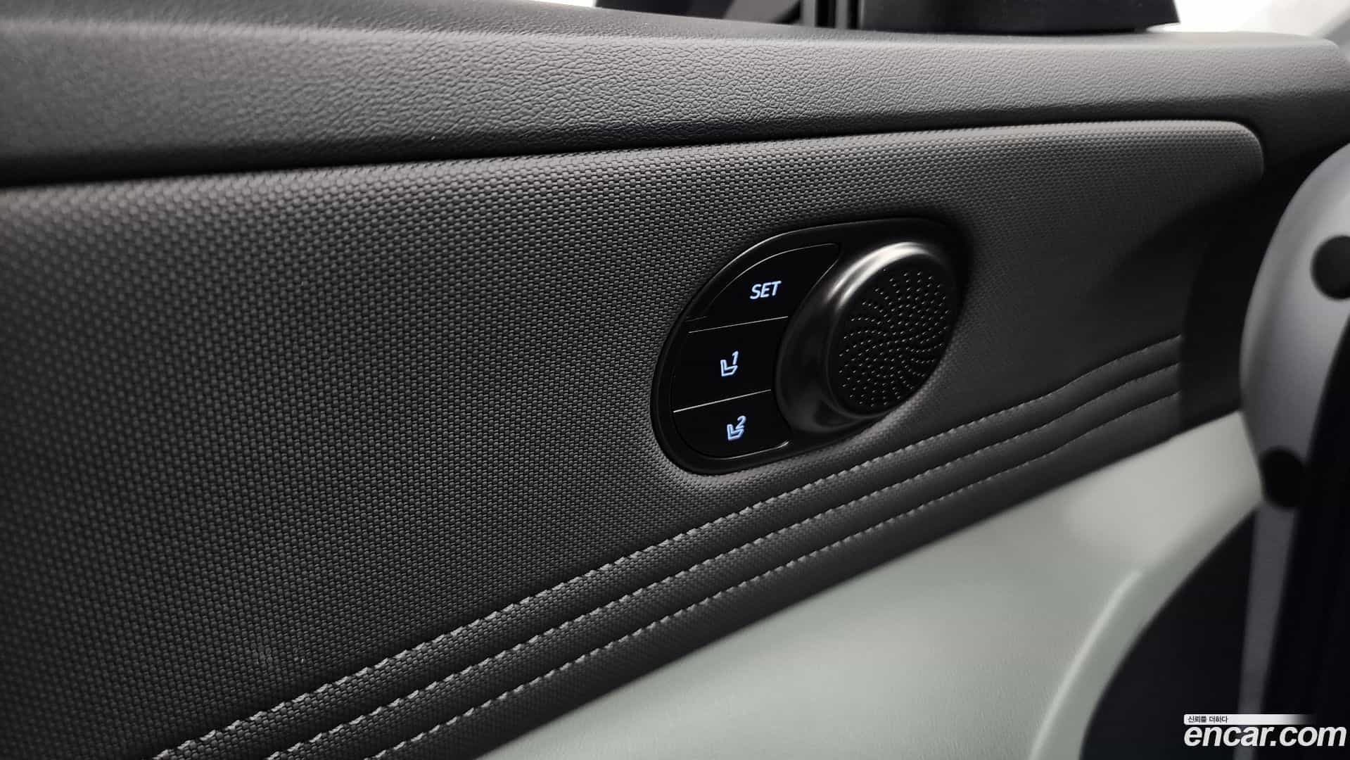 AVANTE Hyundai 2024.0-OPTION-046