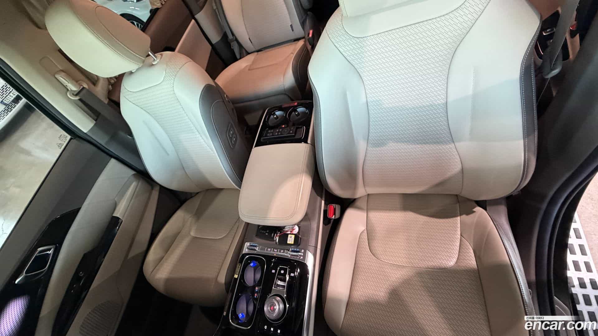 Canival Kia 2023.2-INNER-010