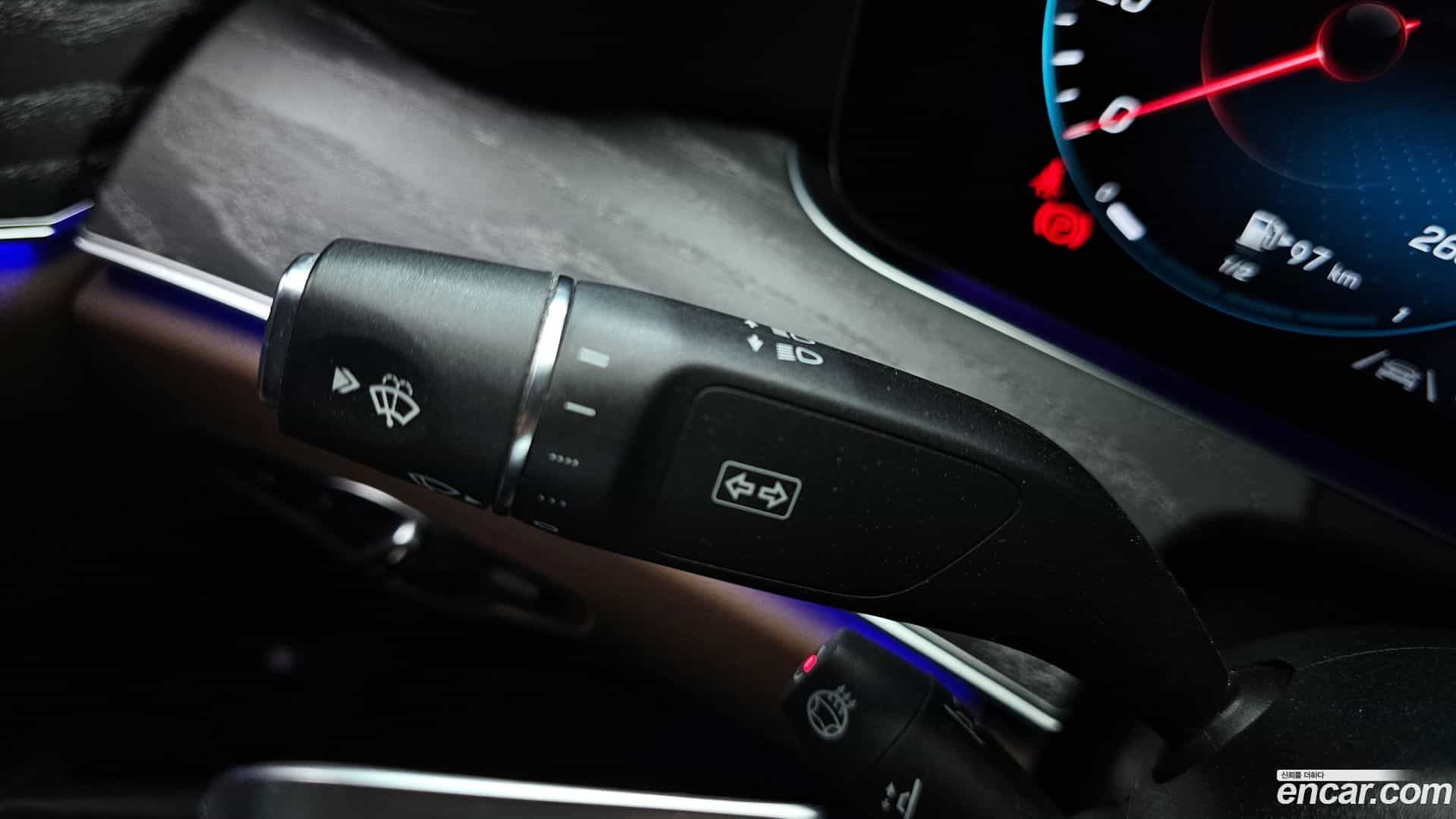 E-Class Mercedes-Benz 2022.4-OPTION-041