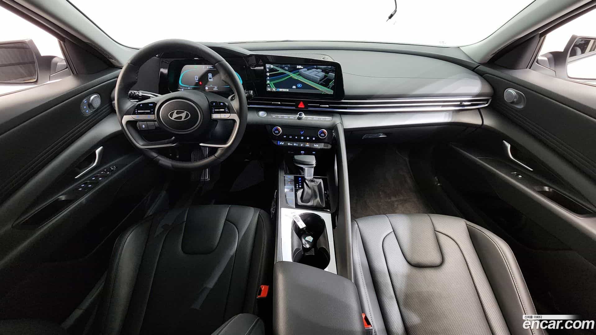 AVANTE Hyundai 2024.10-INNER-007