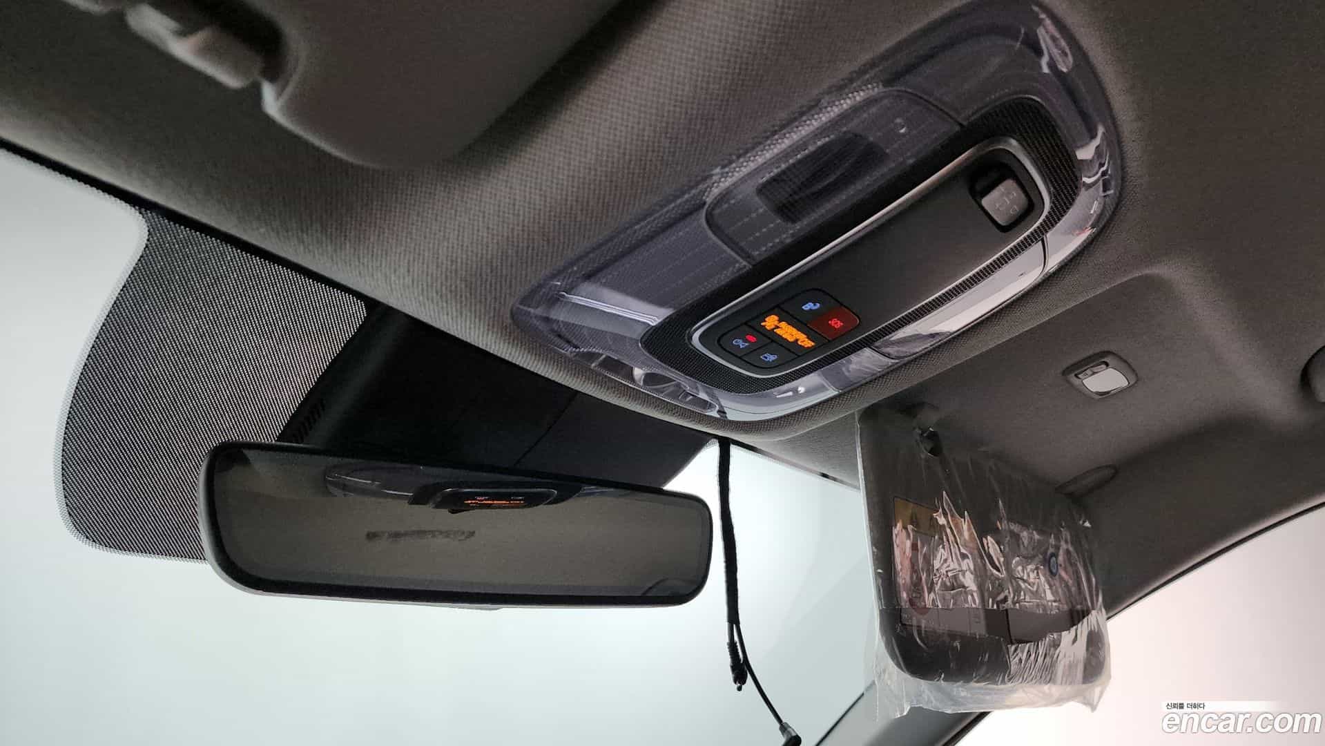 AVANTE Hyundai 2024.10-OPTION-021