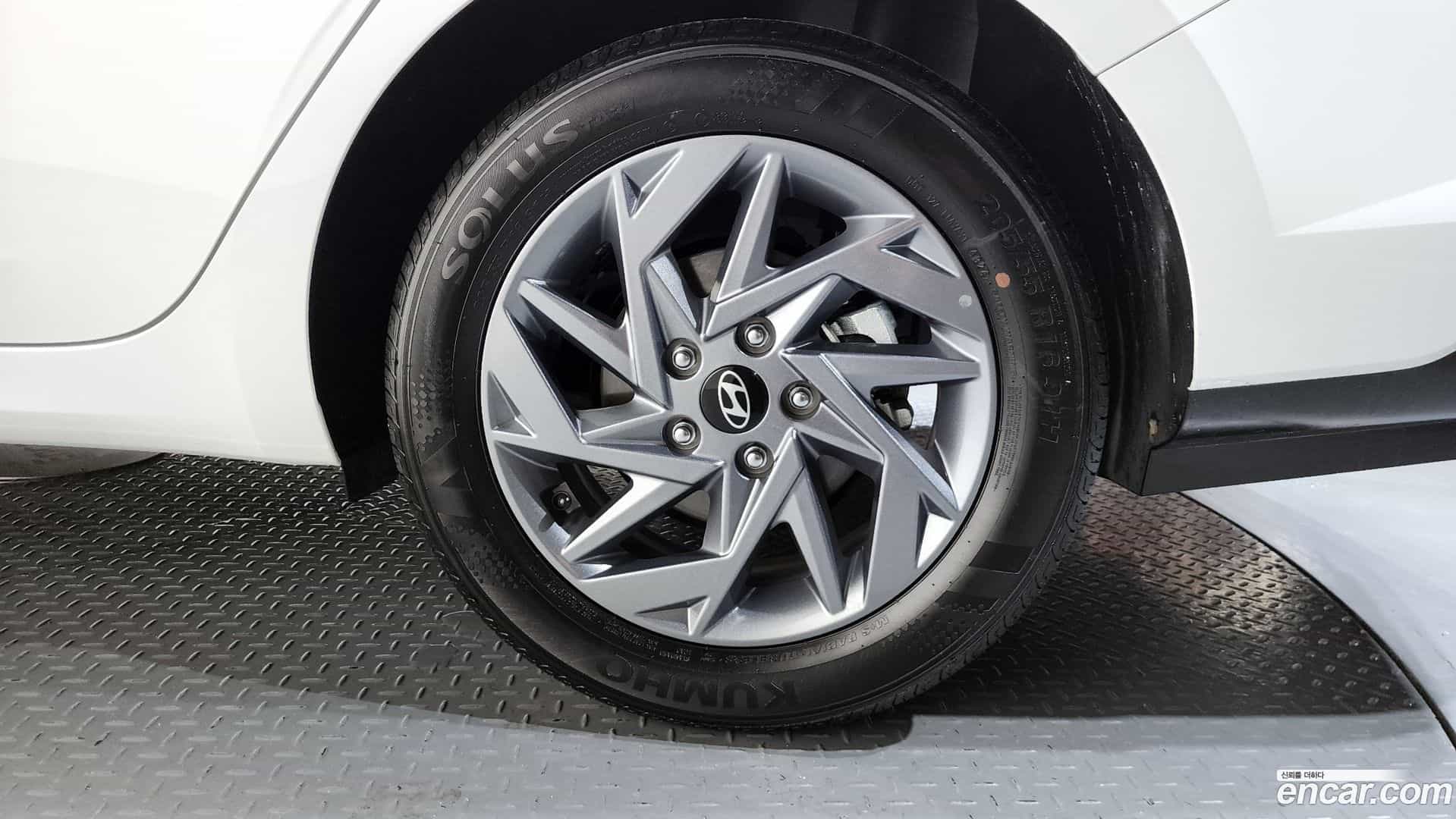 AVANTE Hyundai 2024.10-OUTER-031