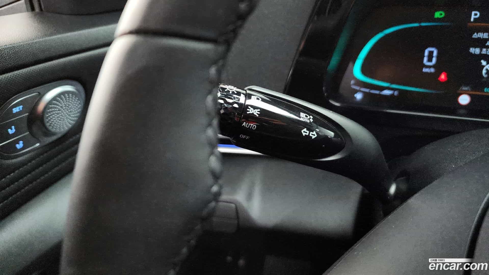 AVANTE Hyundai 2024.10-OPTION-041