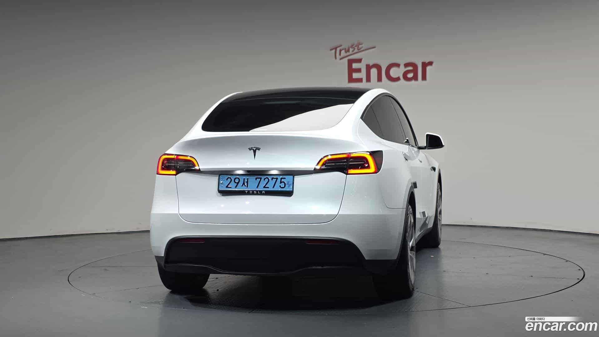 Model Y Tesla 2024.2-OUTER-004