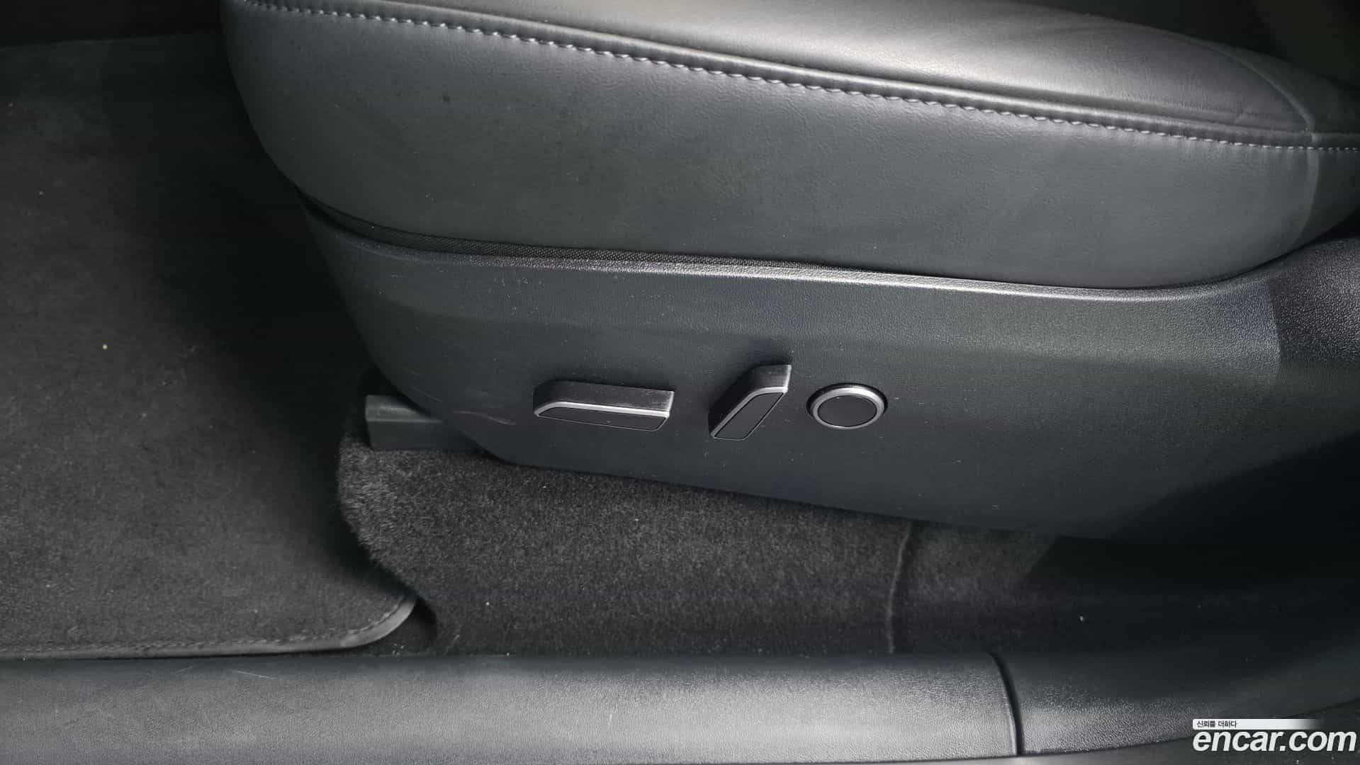Model Y Tesla 2024.2-OPTION-049