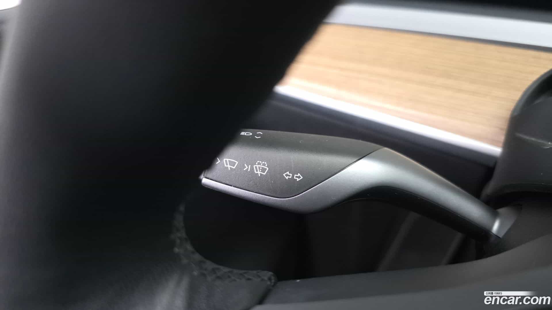 Model Y Tesla 2024.2-OPTION-050
