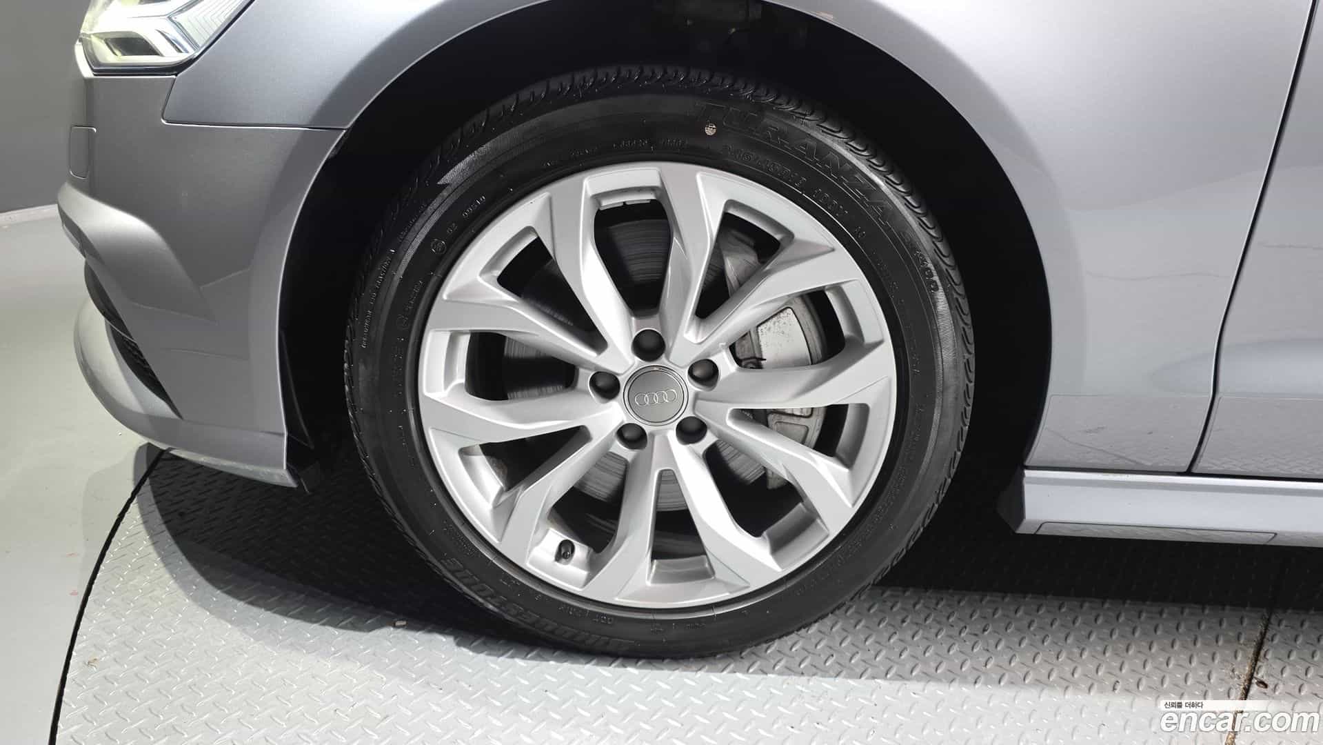 A6 Audi 2018.11-OUTER-005