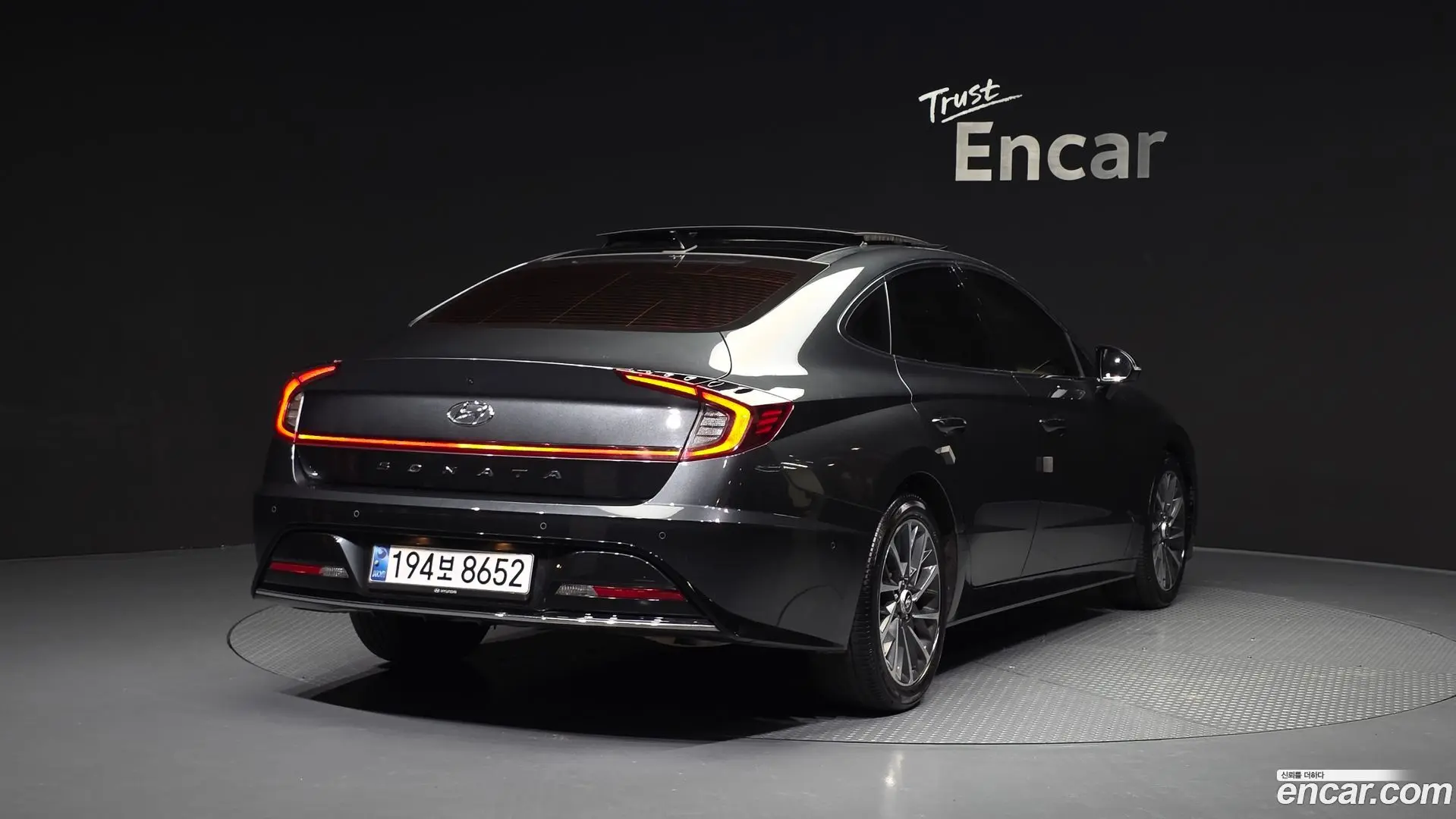 Main__Slider__Photo:Sonata Hyundai 2019.2-1