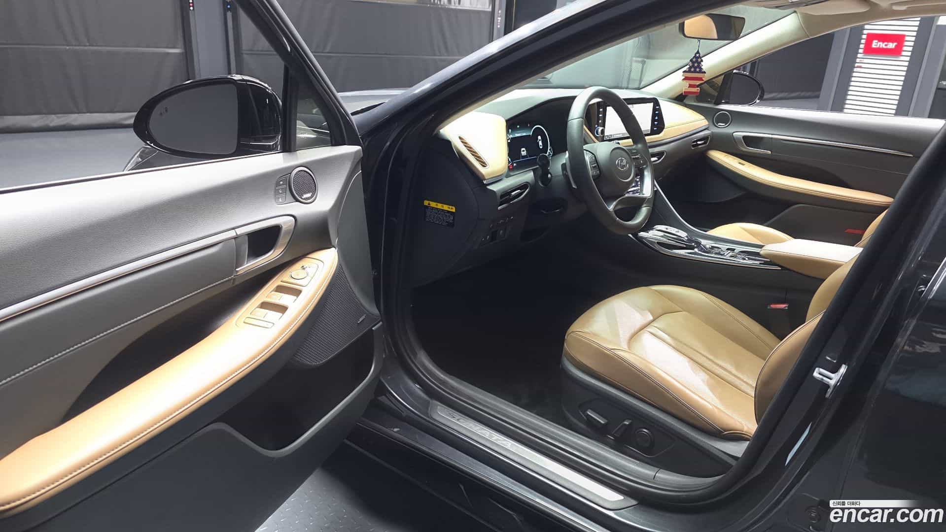 Sonata Hyundai 2019.2-INNER-010