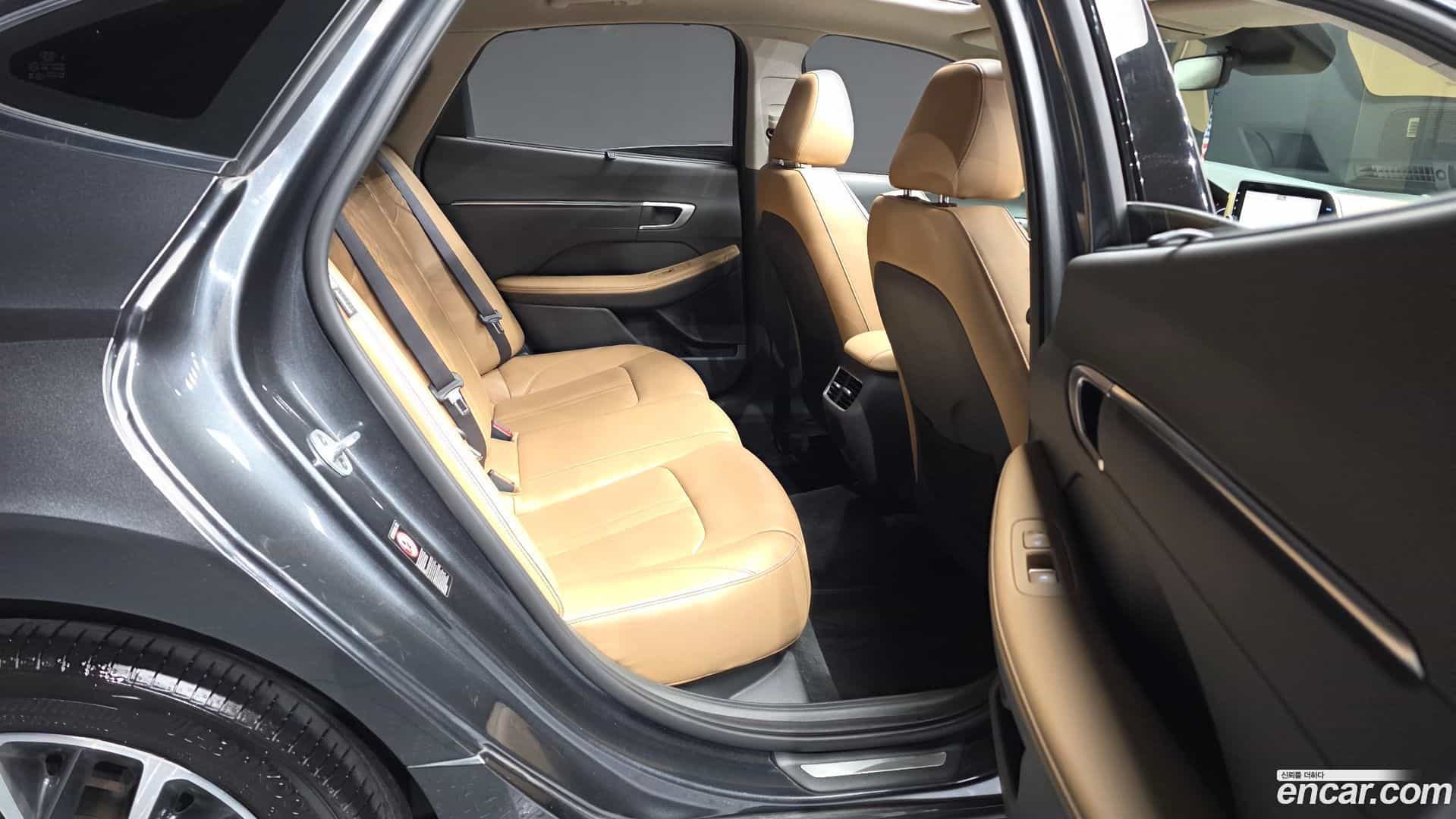Sonata Hyundai 2019.2-OPTION-016