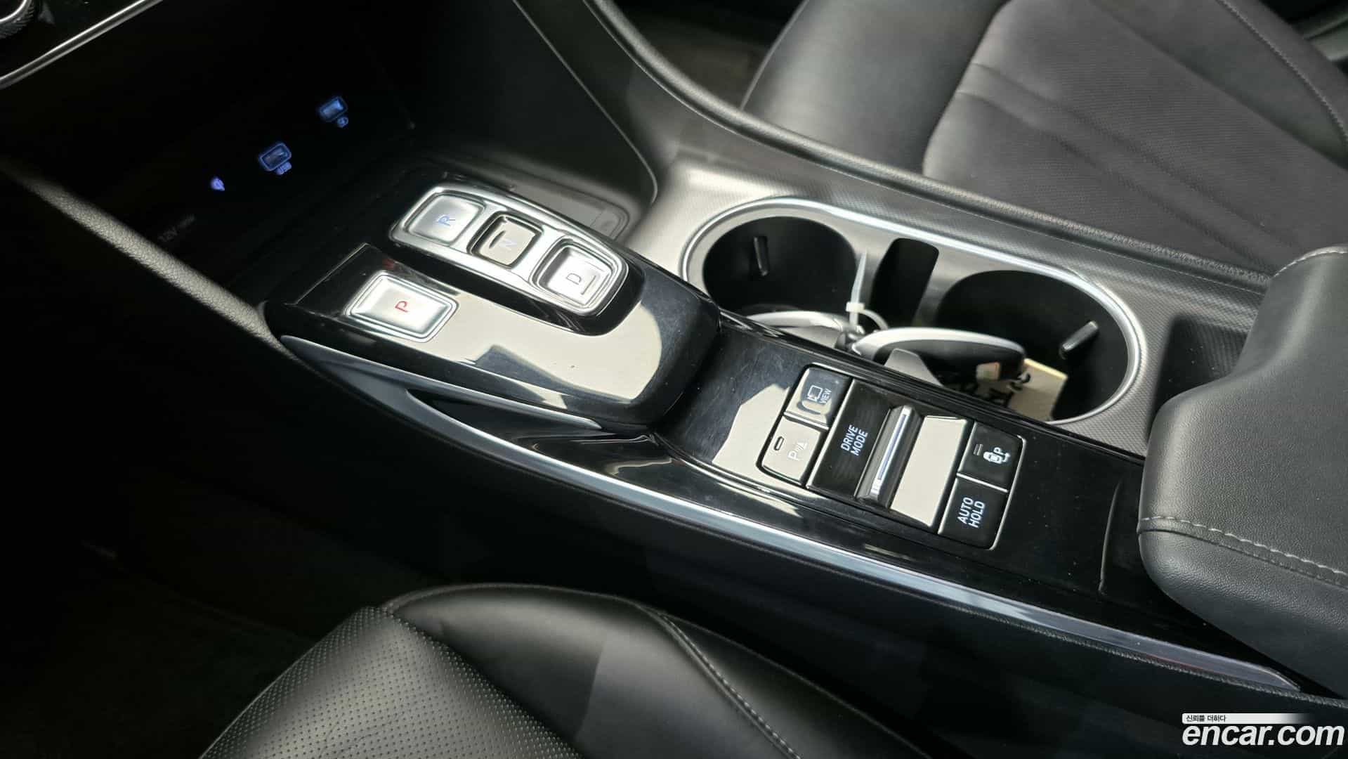 Sonata Hyundai 2019.3-INNER-009