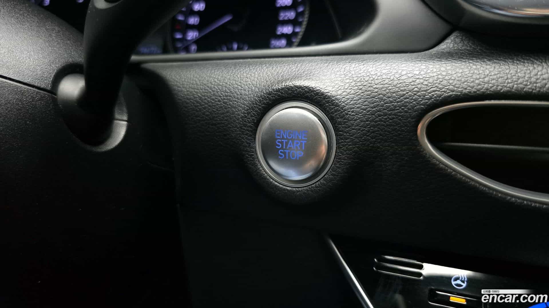 Sonata Hyundai 2019.3-OPTION-023