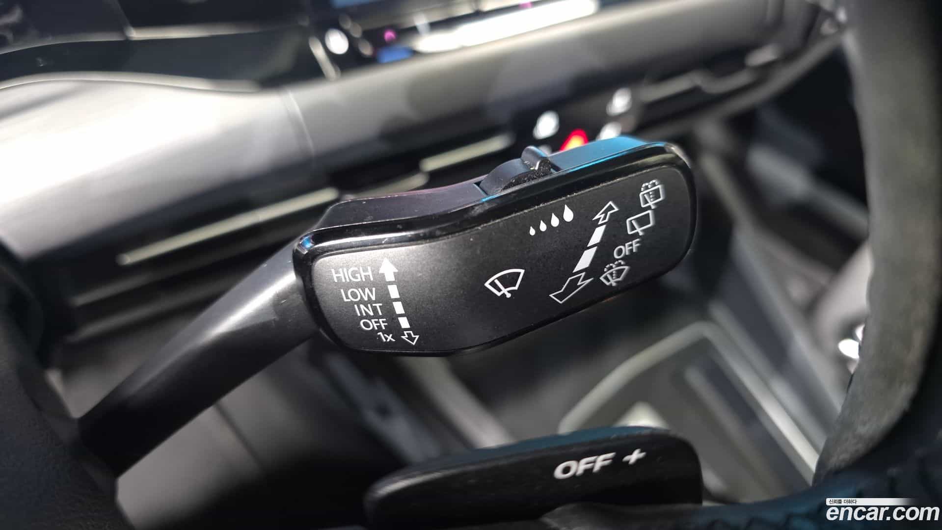 Golf Volkswagen 2022.1-OPTION-041