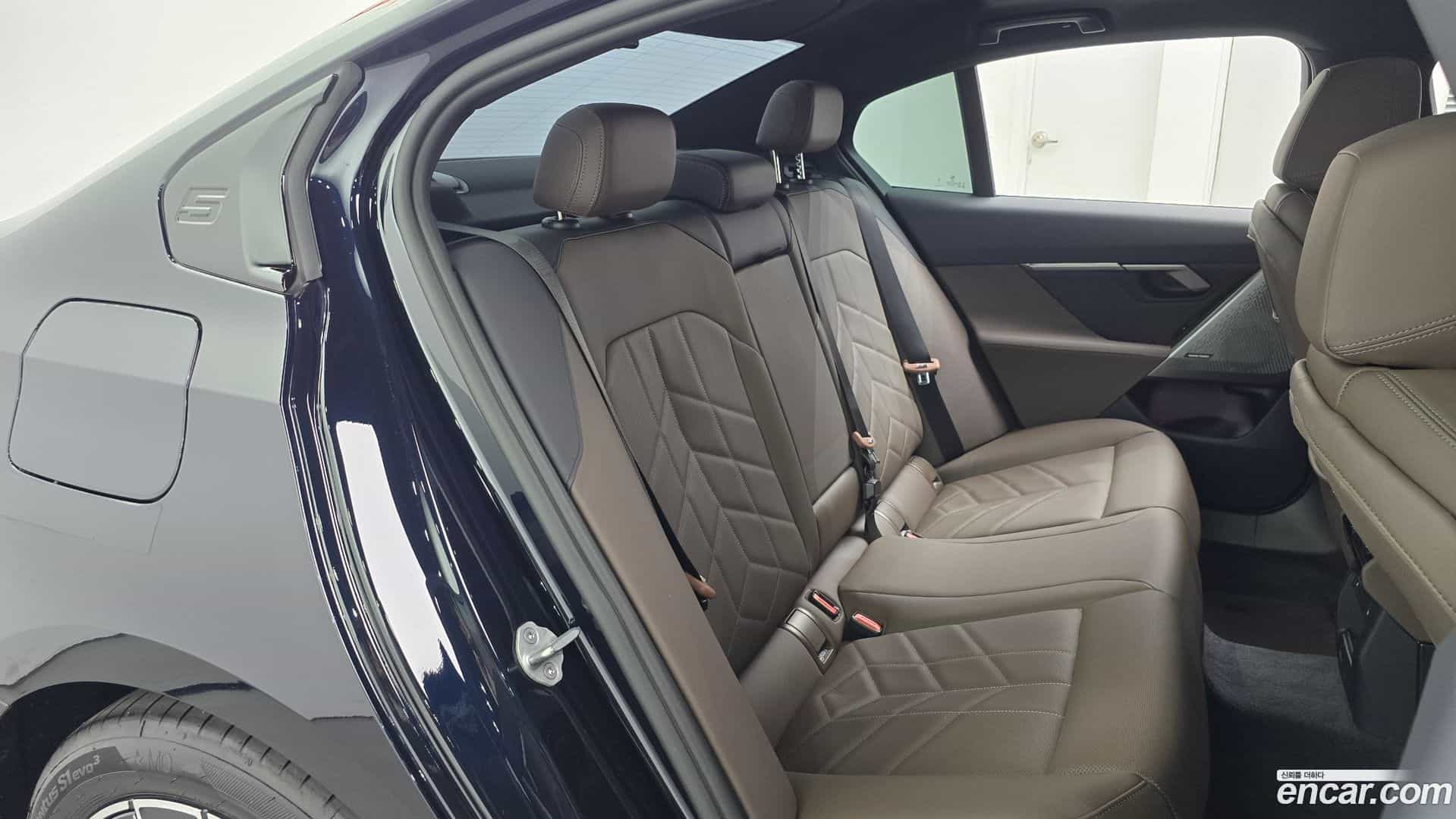 5-Series BMW 2025.1-OPTION-015