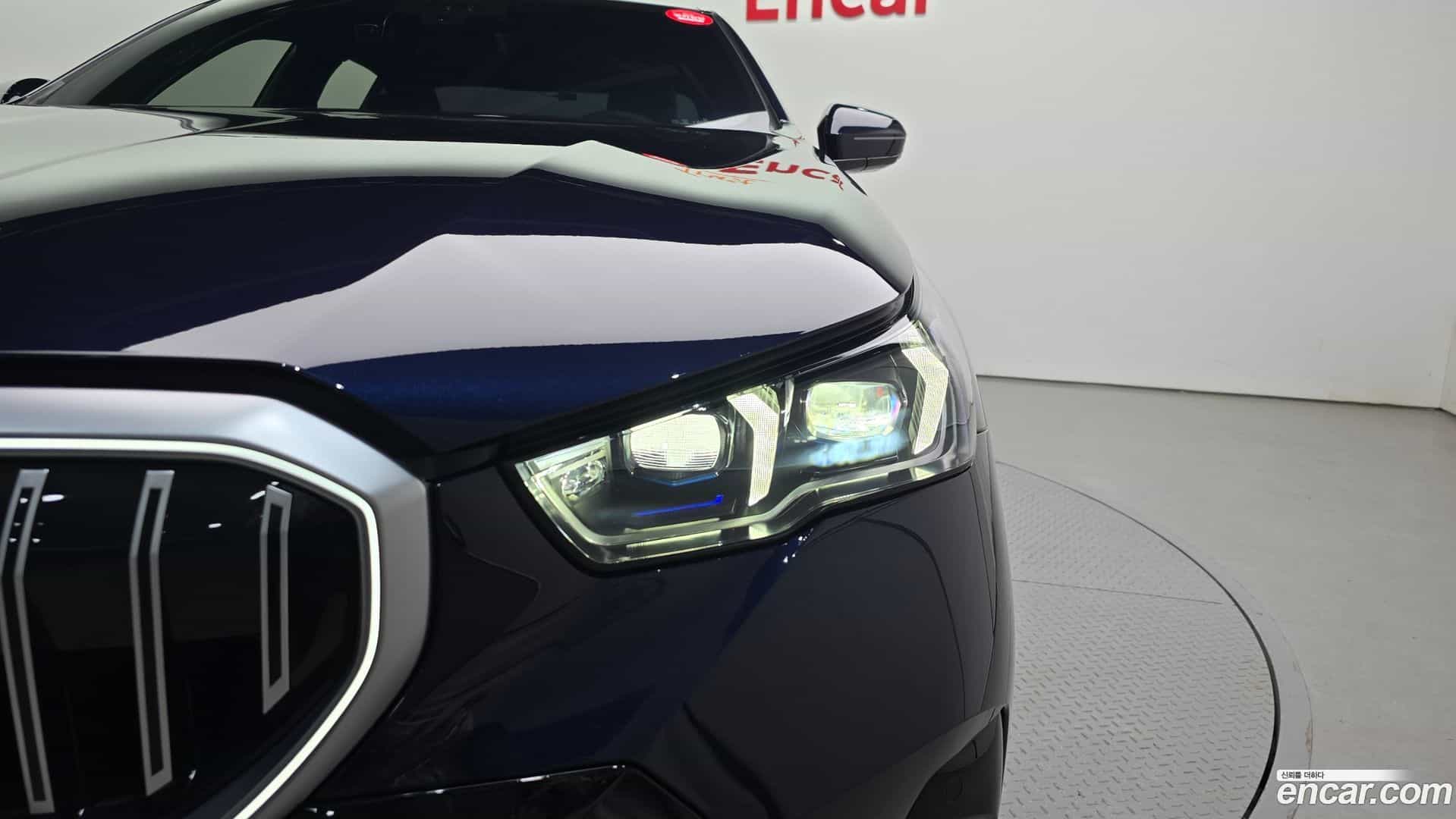 5-Series BMW 2025.1-OUTER-032