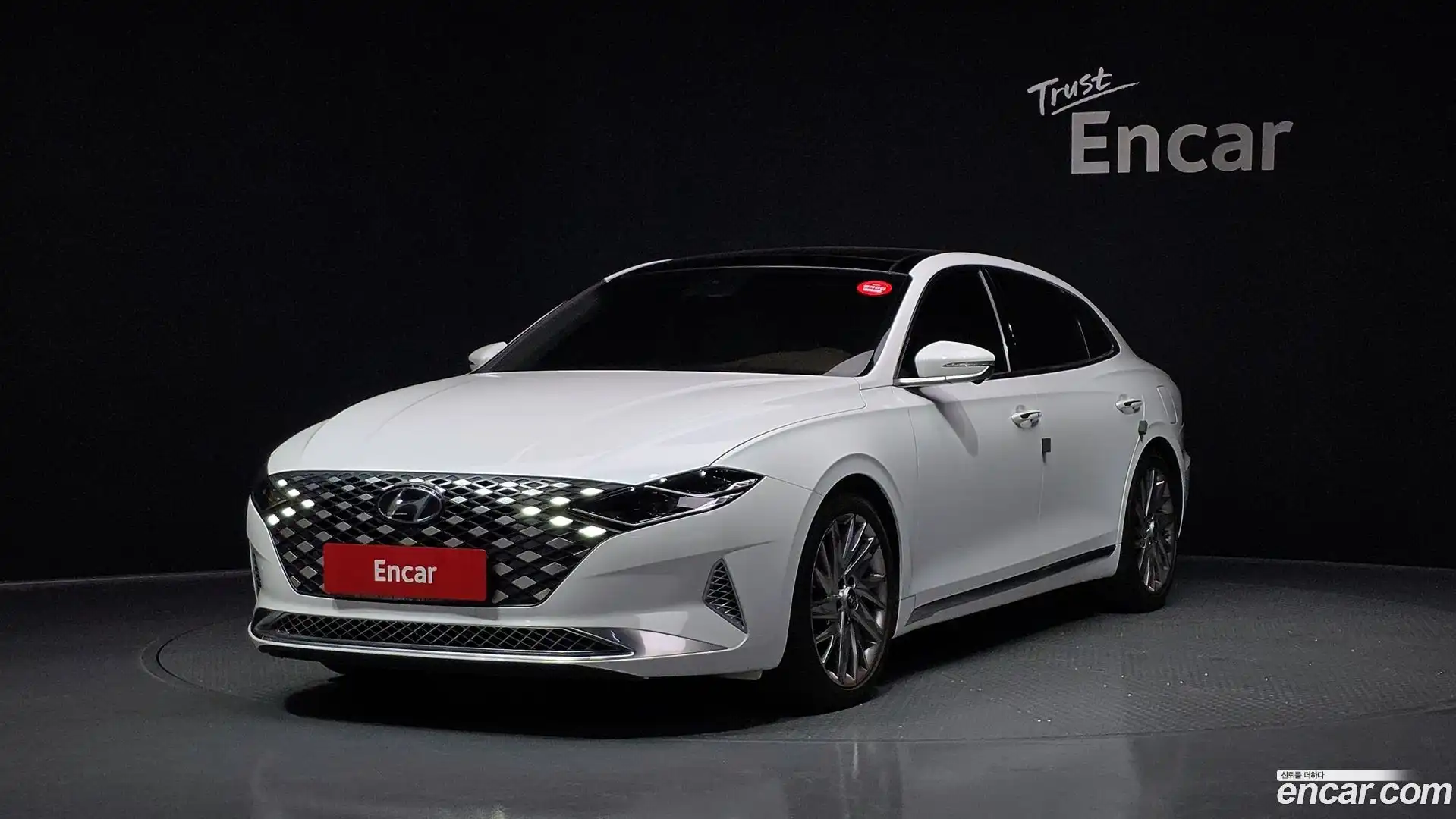 Grandeur Hyundai 2020.1-OUTER-001