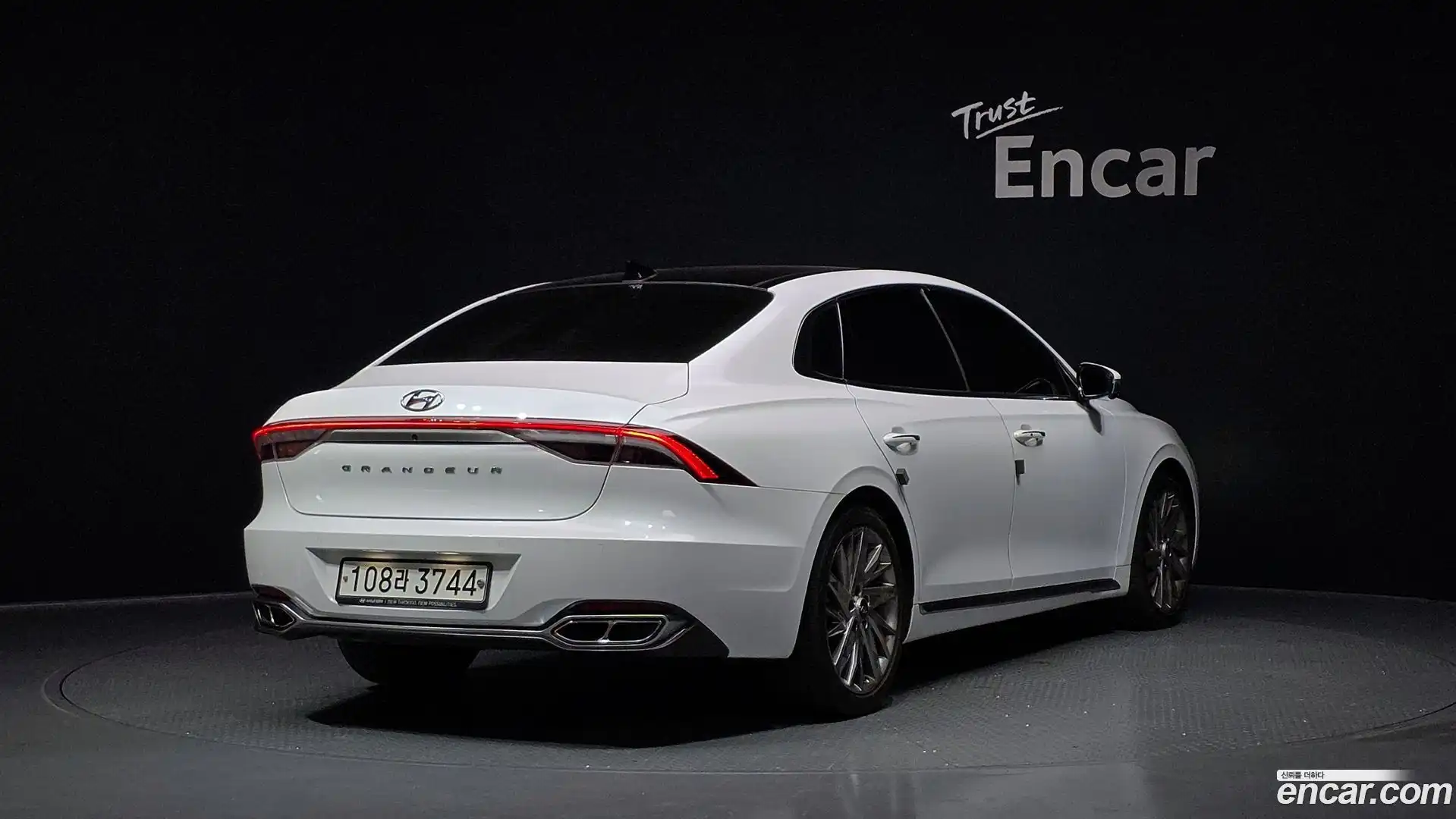 Grandeur Hyundai 2020.1-OUTER-002