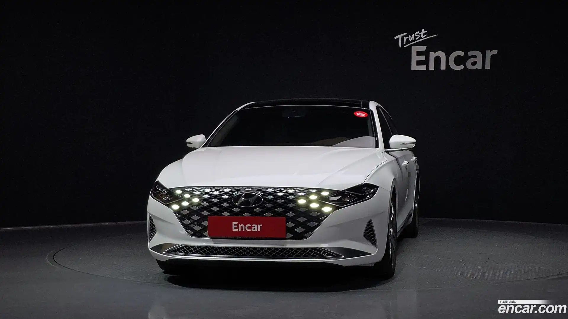 Grandeur Hyundai 2020.1-OUTER-003