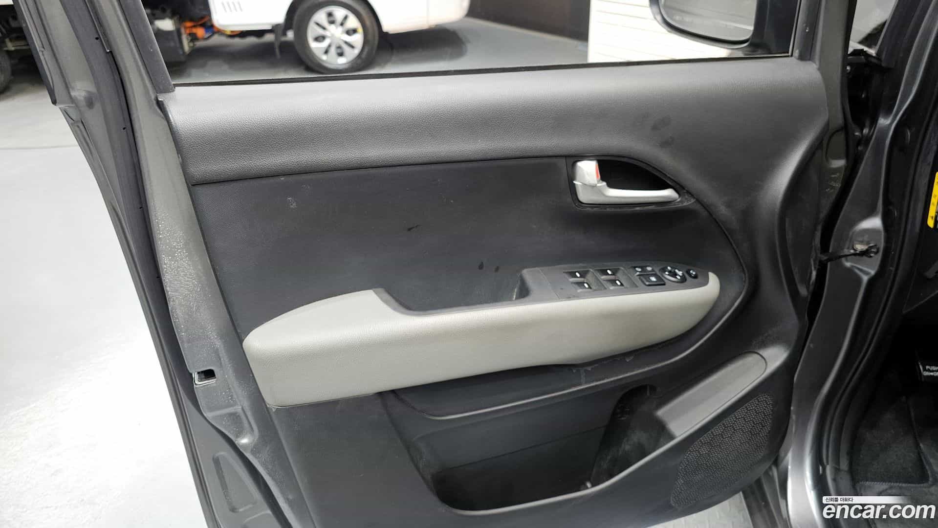 RAY Kia 2021.10-INNER-034