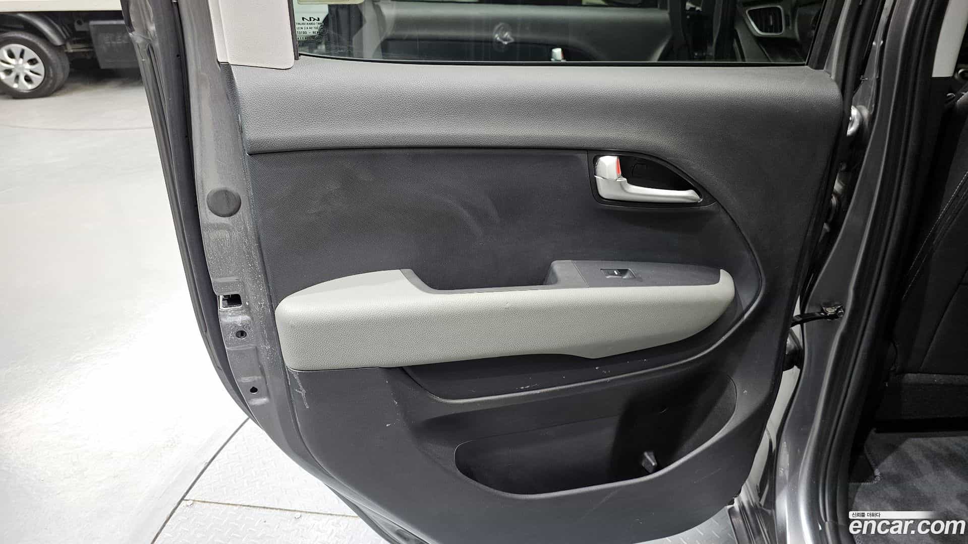 RAY Kia 2021.10-INNER-035