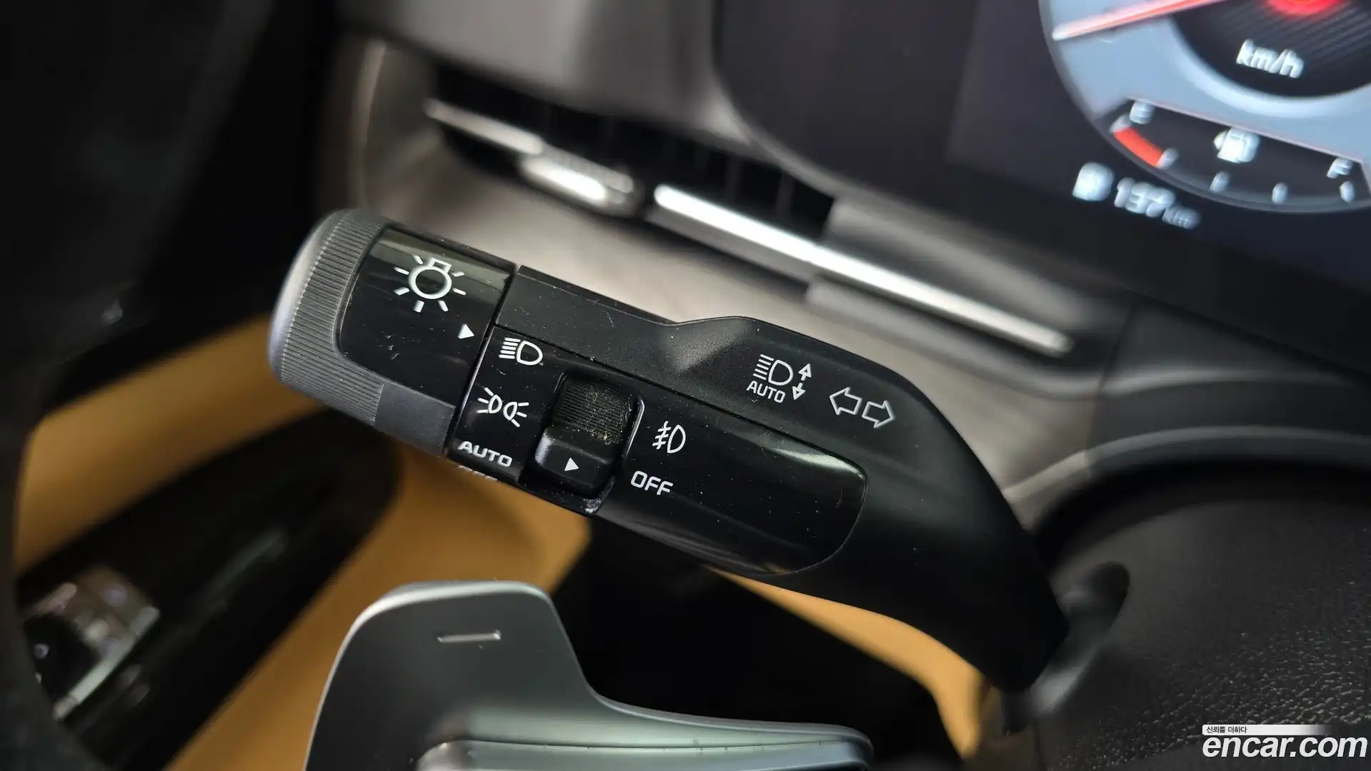 Canival Kia 2023.6-OPTION-023