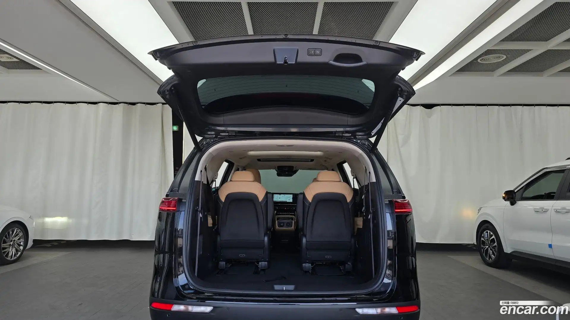 Canival Kia 2023.6-OPTION-024