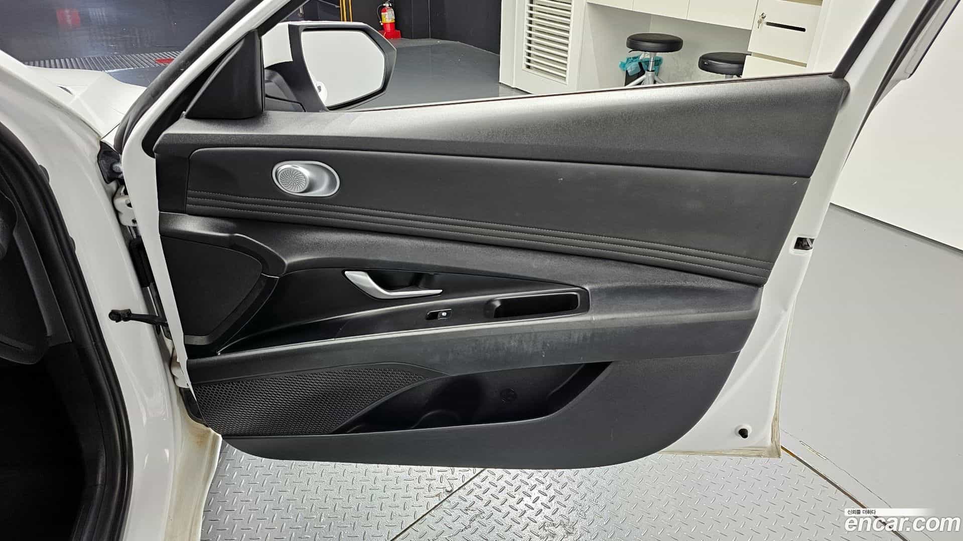 AVANTE Hyundai 2020.8-INNER-034