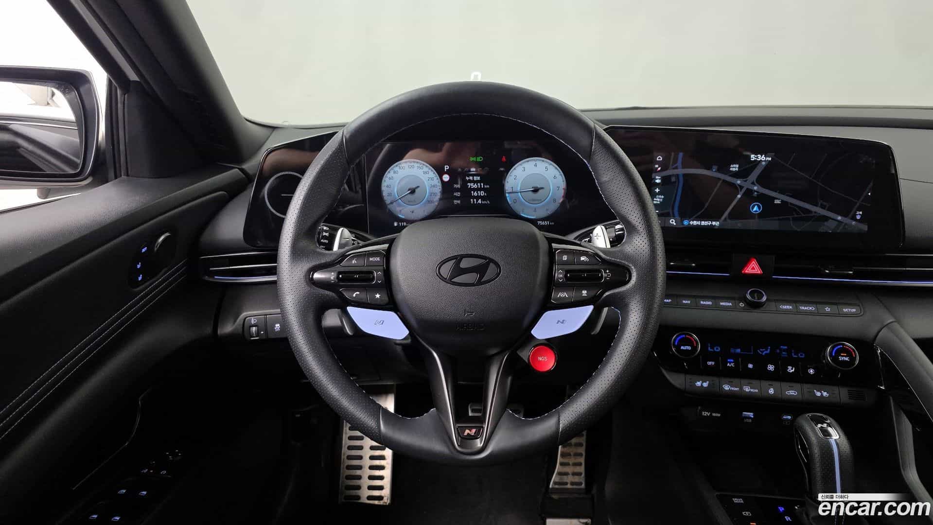 AVANTE Hyundai 2023.9-OPTION-017