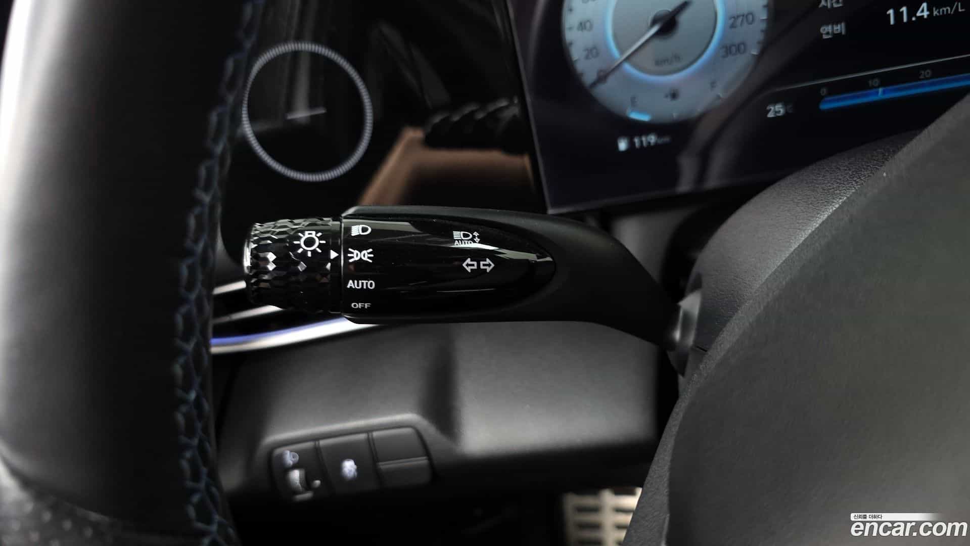 AVANTE Hyundai 2023.9-OPTION-043