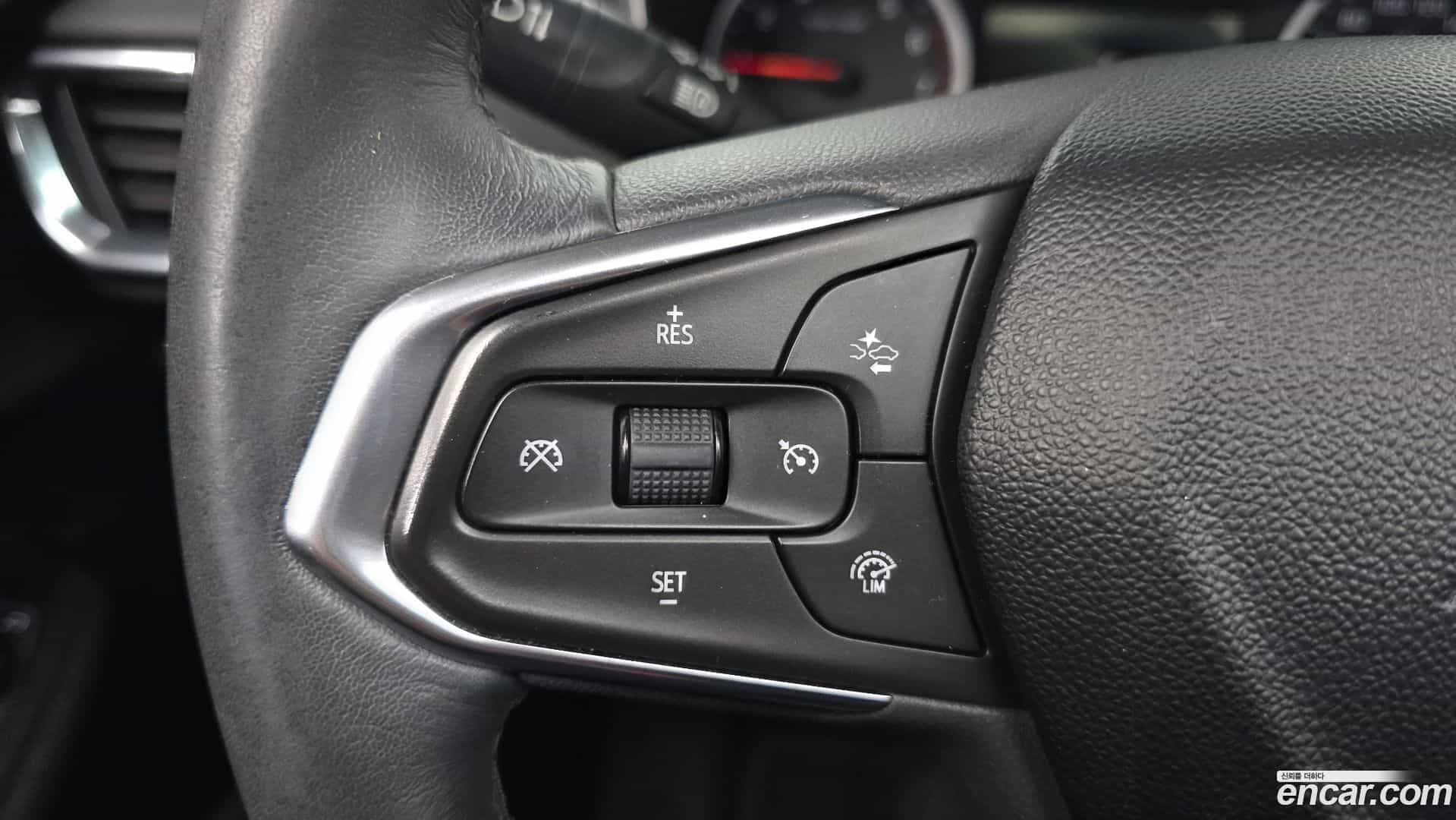 Trailblazer Chevrolet 2020.2-OPTION-043