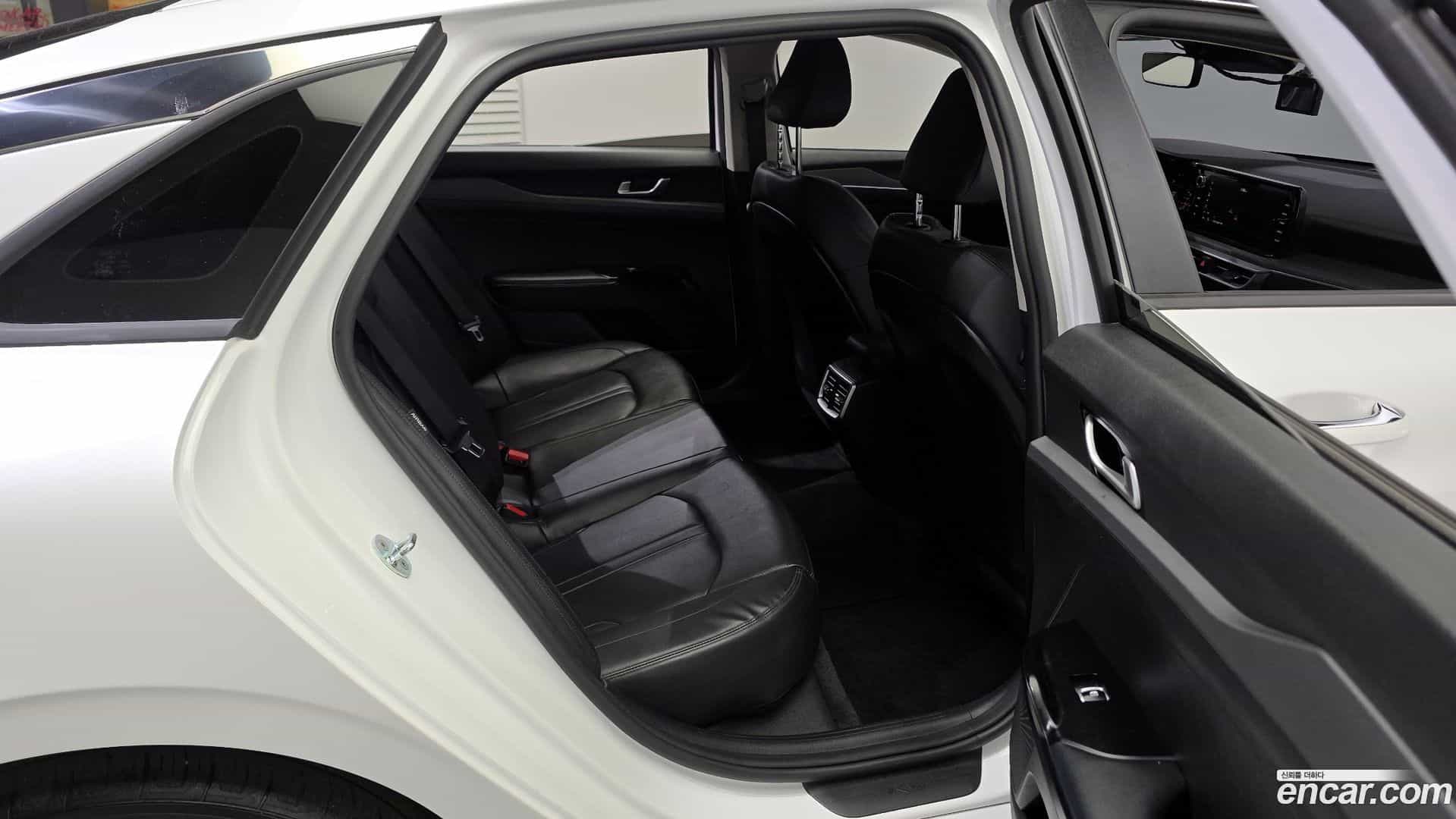 K5 Kia 2022.6-OPTION-015