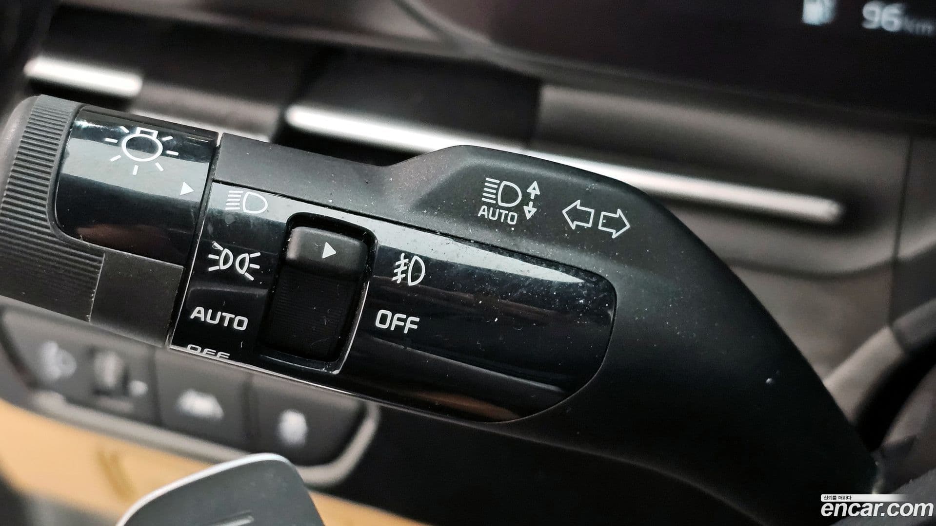 Main__Slider__Photo:Canival Kia 2023.0-28