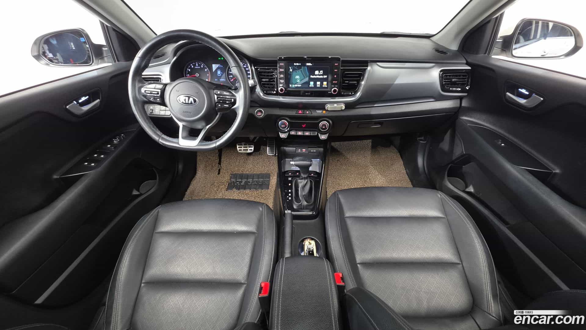 Stonic Kia 2018.2-INNER-007
