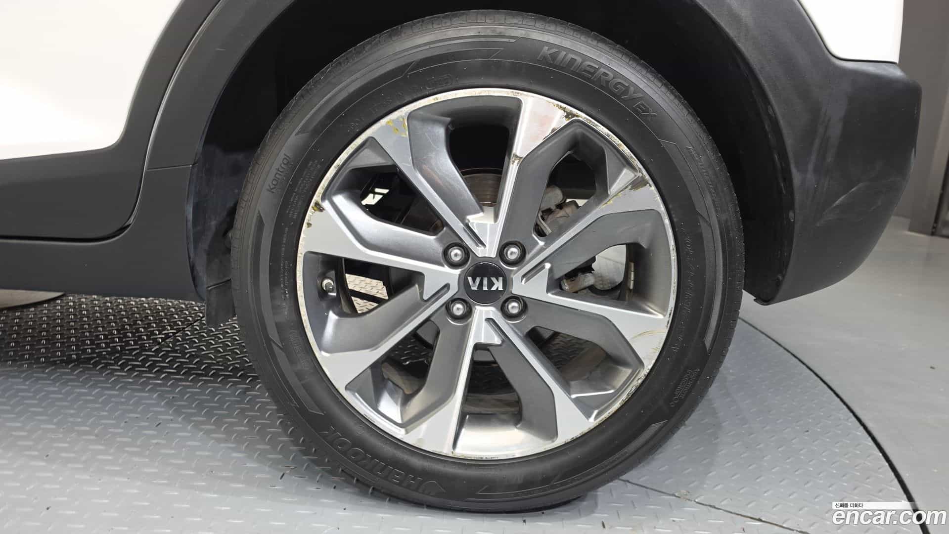 Stonic Kia 2018.2-OUTER-031