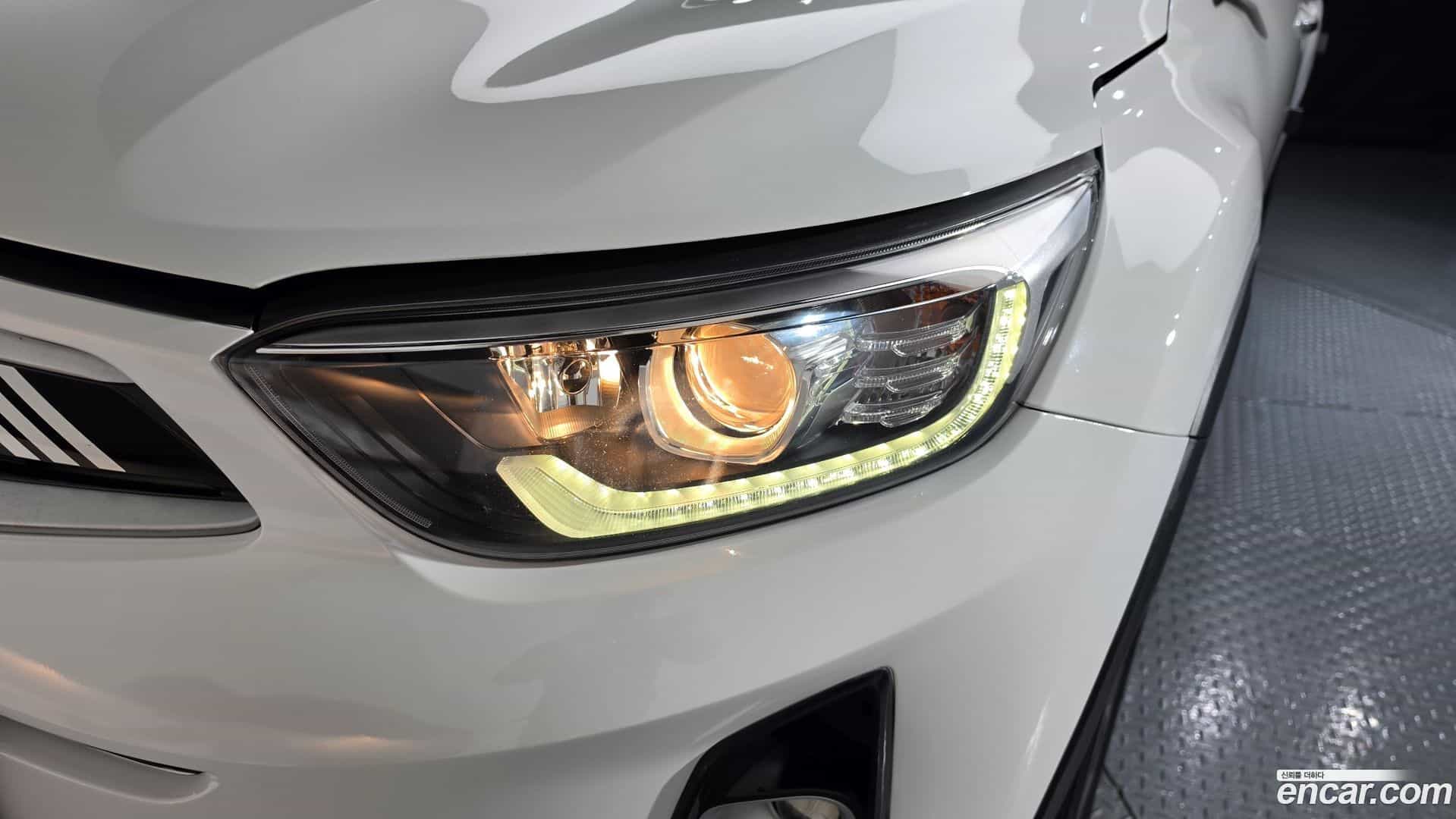 Stonic Kia 2018.2-OUTER-032