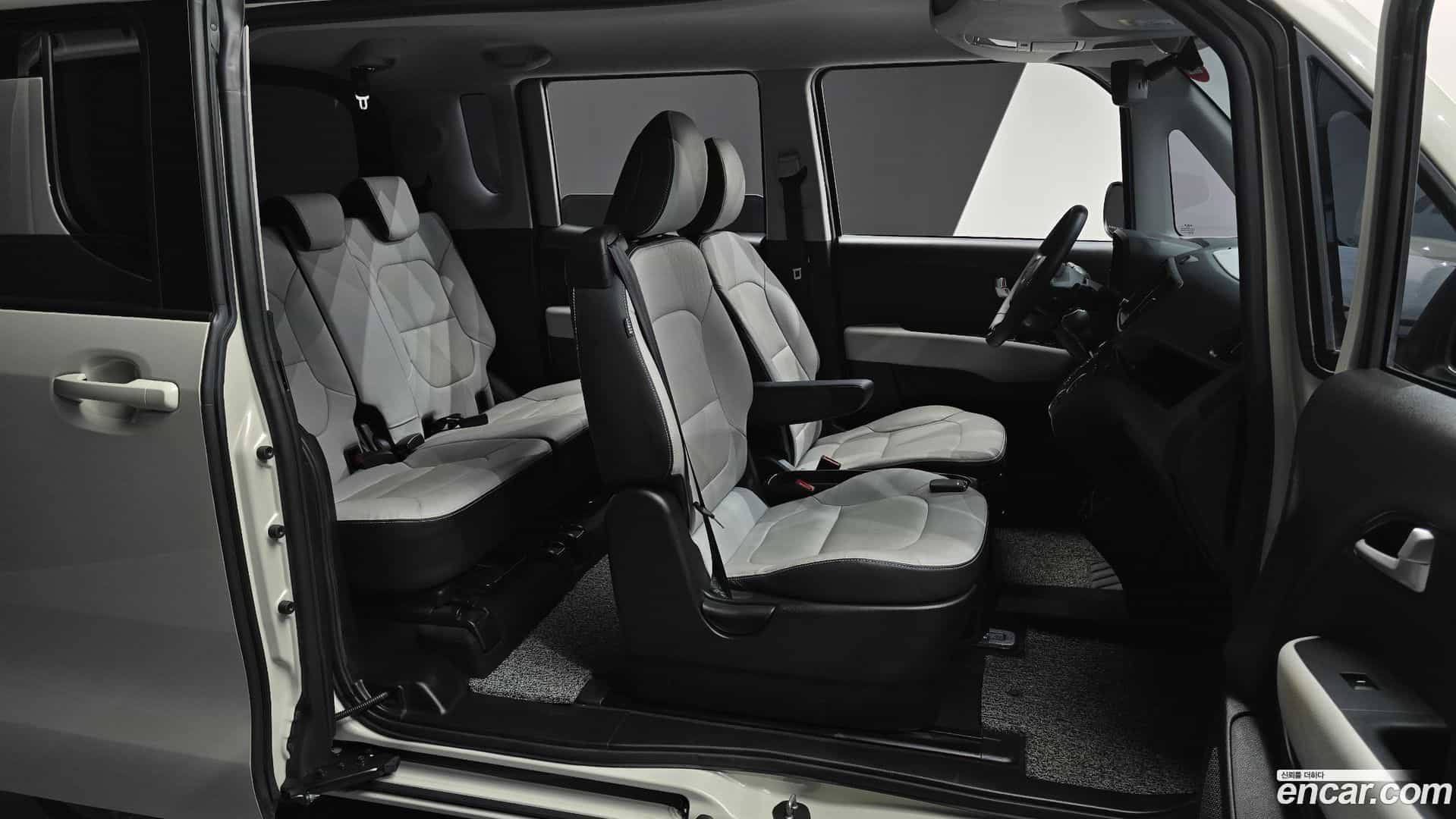 RAY Kia 2023.1-INNER-036