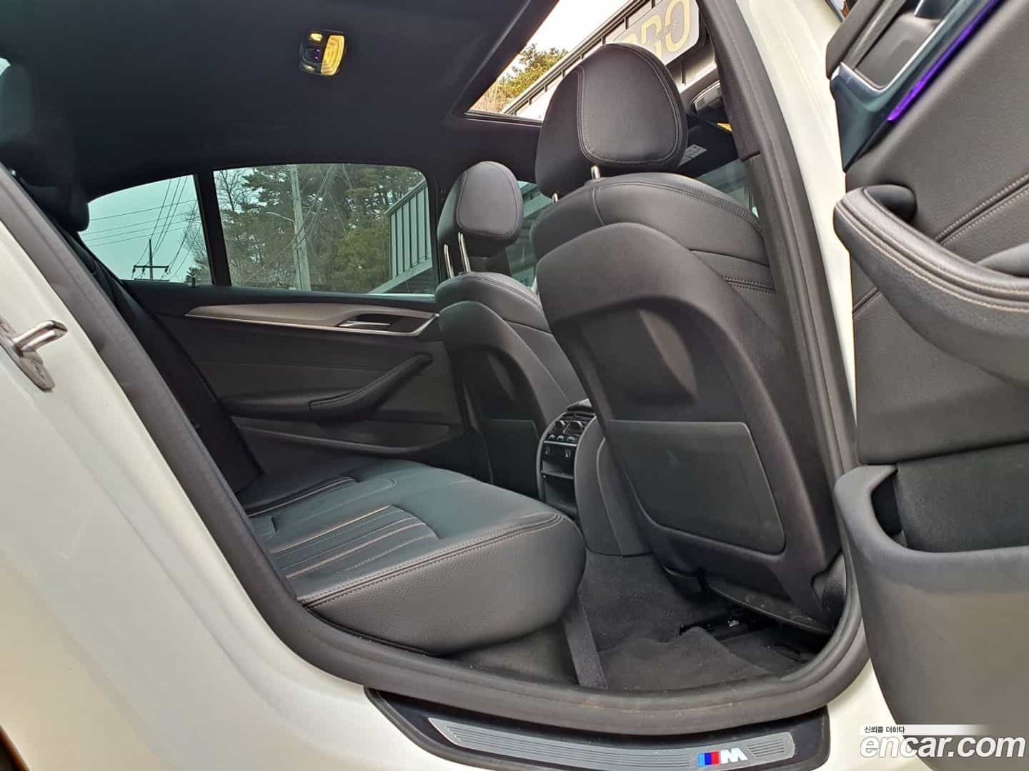 5-Series BMW 2017.11-INNER-007