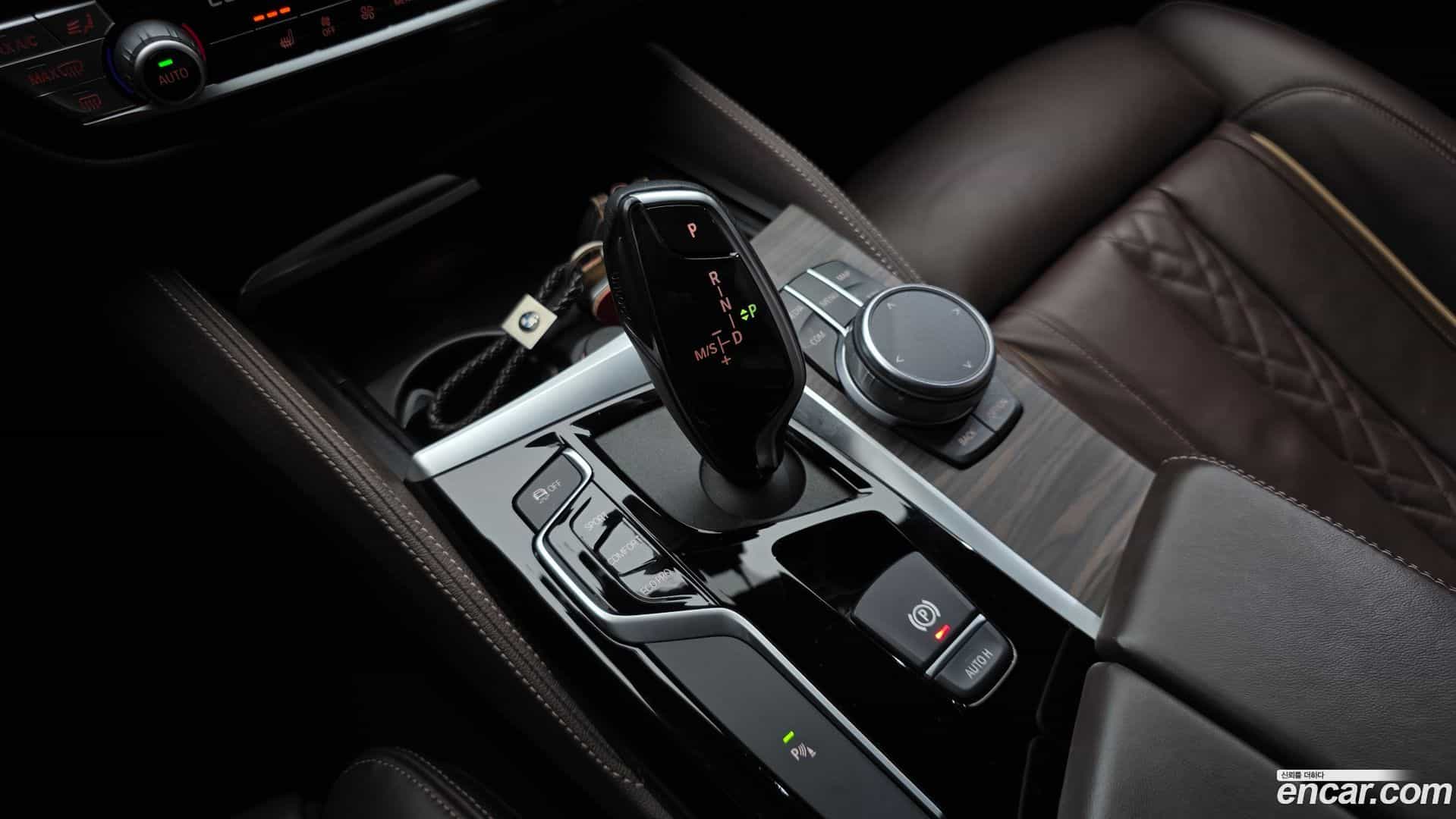 5-Series BMW 2020.4-INNER-009
