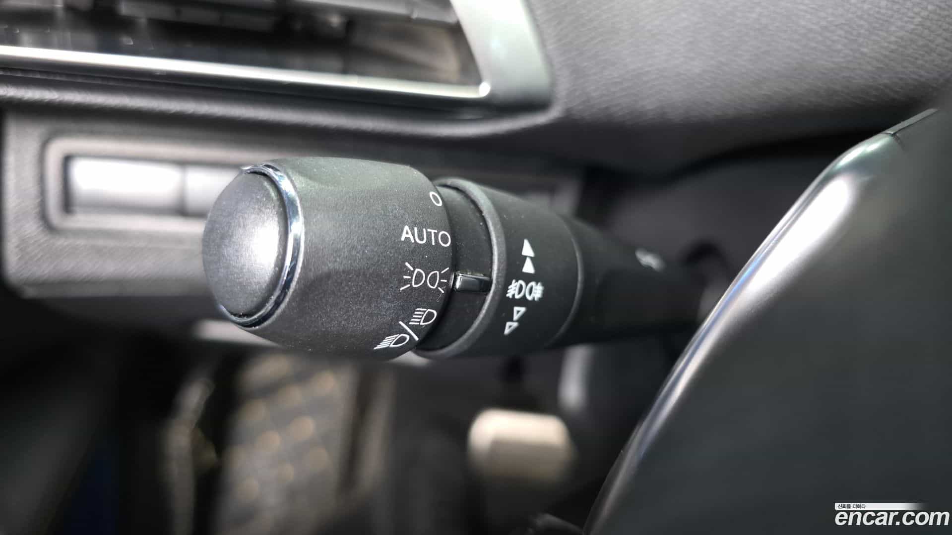 5008 Peugeot 2019.8-OPTION-041