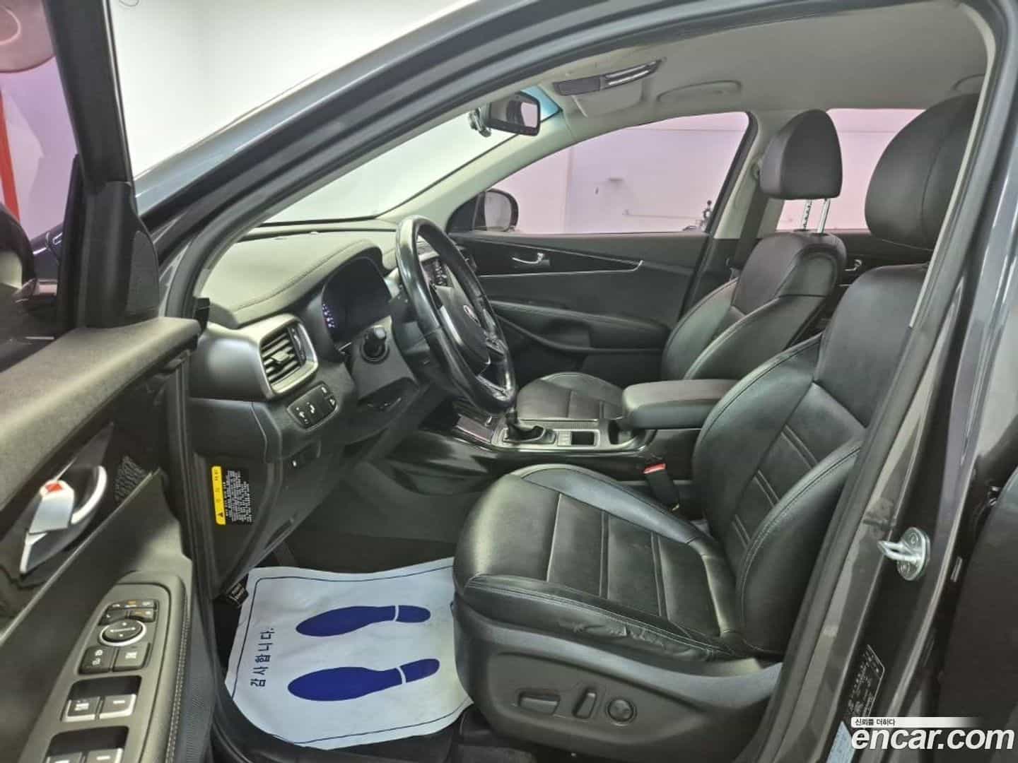 Sorento Kia 2018.5-INNER-010