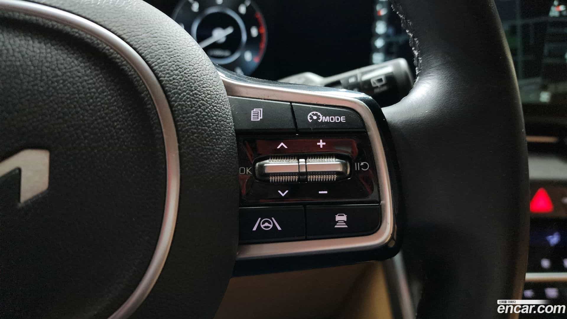 Canival Kia 2022.3-OPTION-022