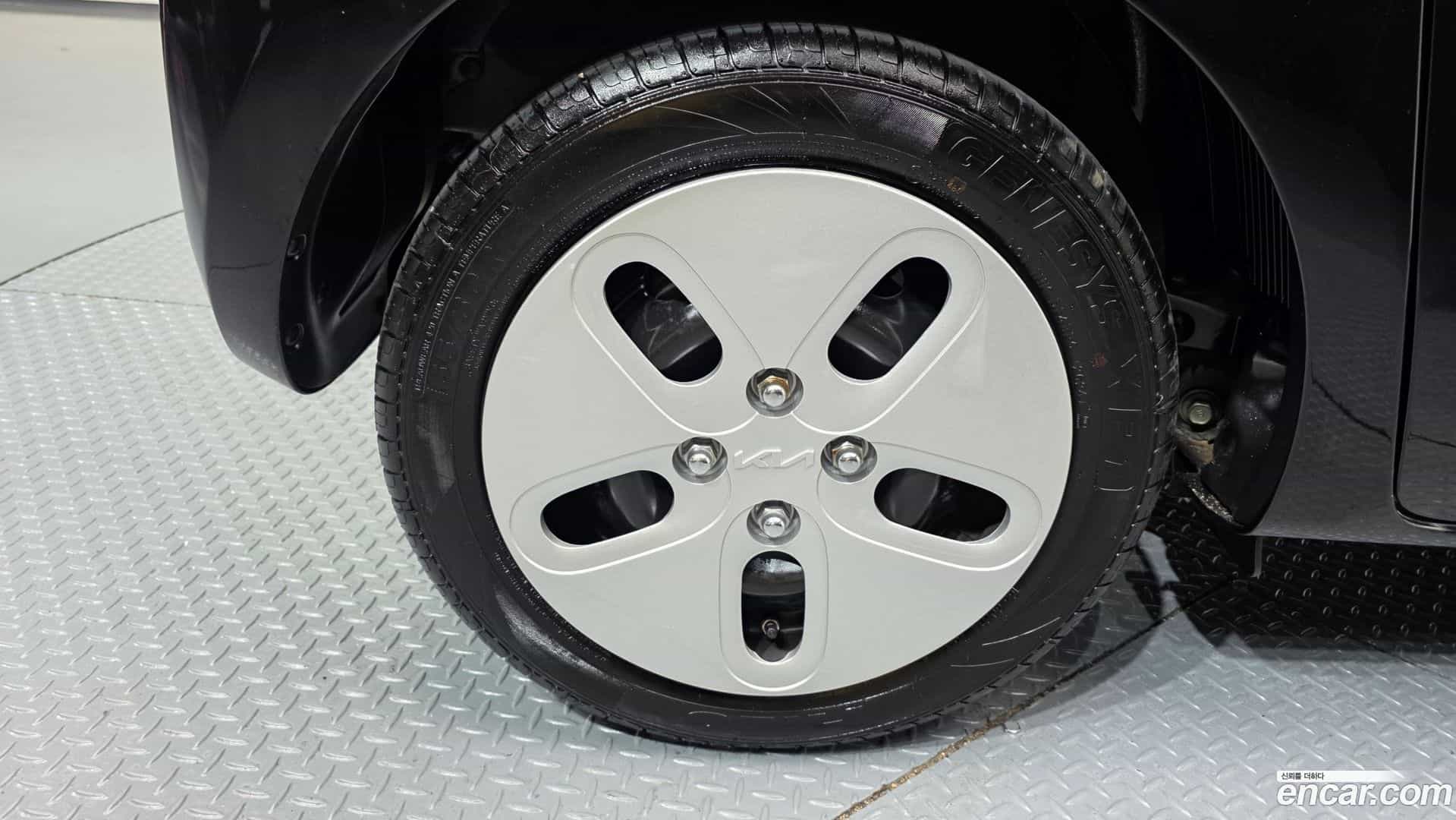 RAY Kia 2021.4-OUTER-005