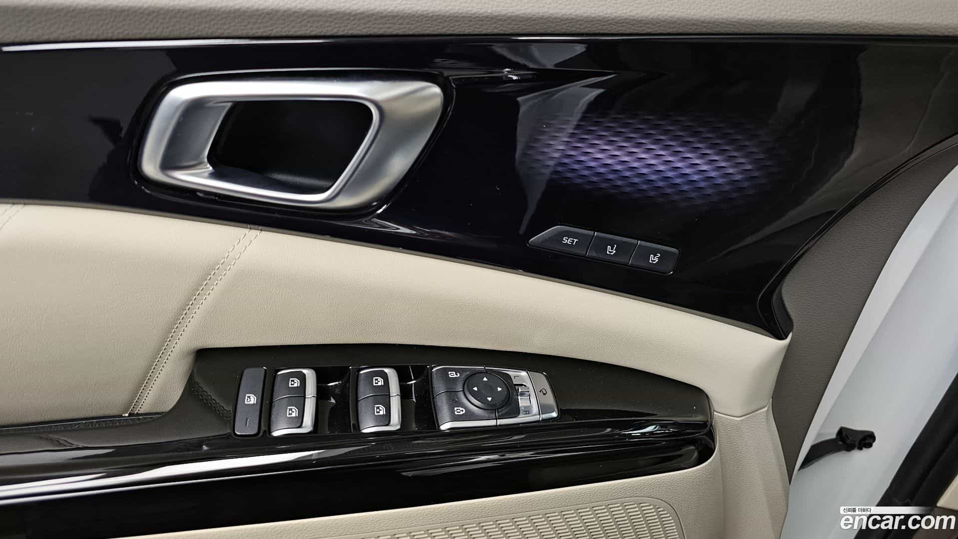 Canival Kia 2021.4-OPTION-042