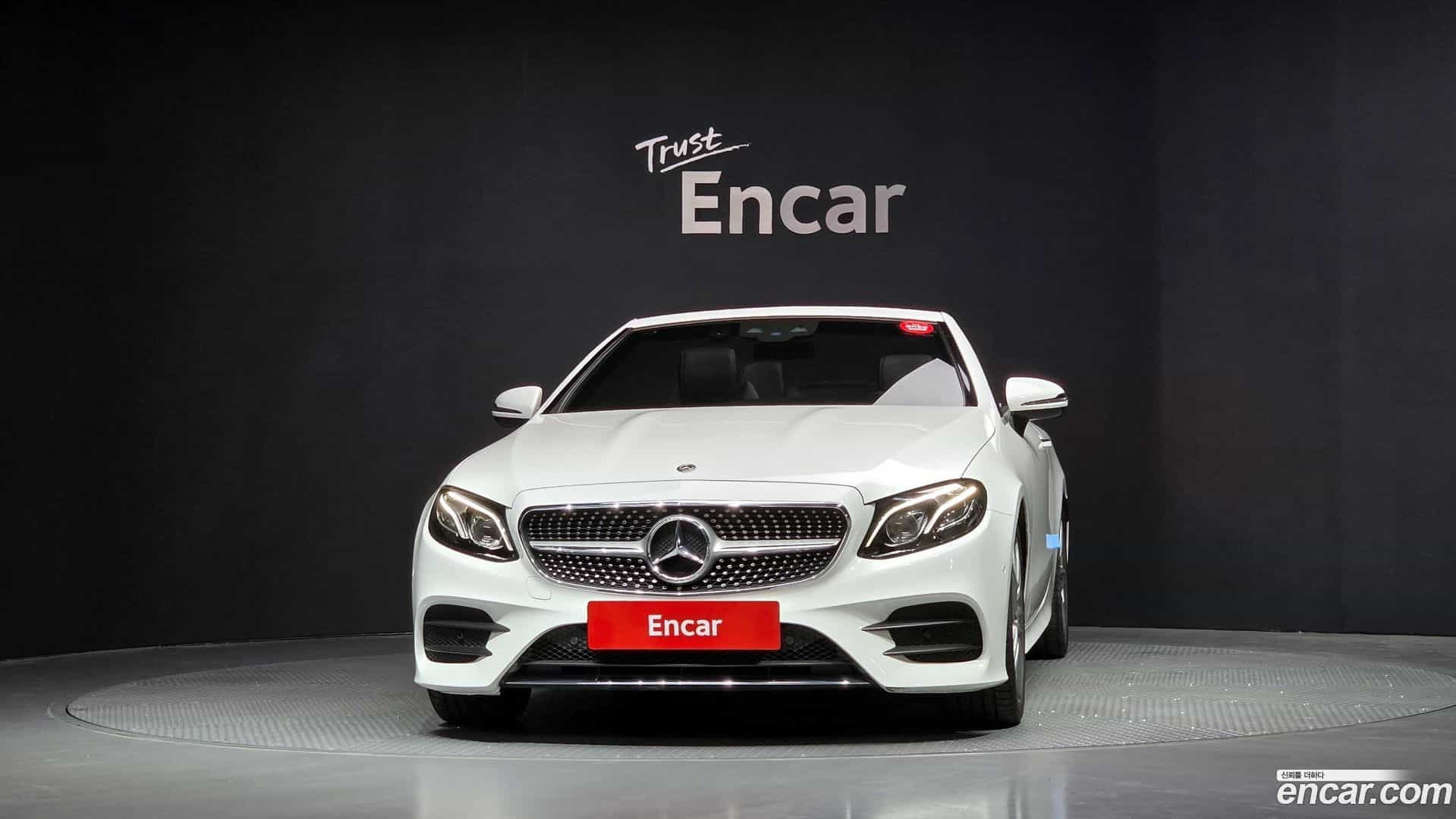 E-Class Mercedes-Benz 2018.10-OPTION-048