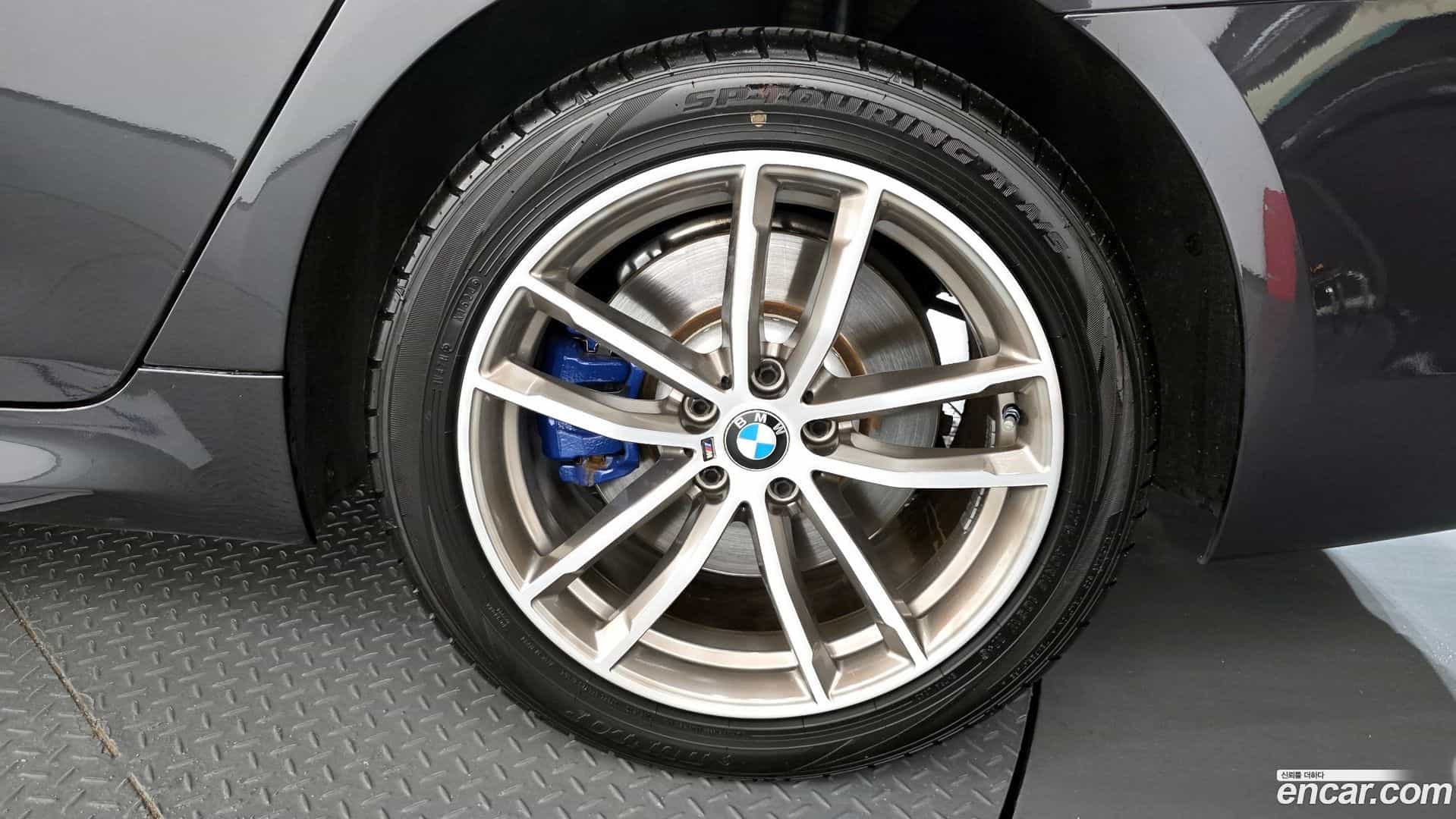 5-Series BMW 2017.4-OUTER-031