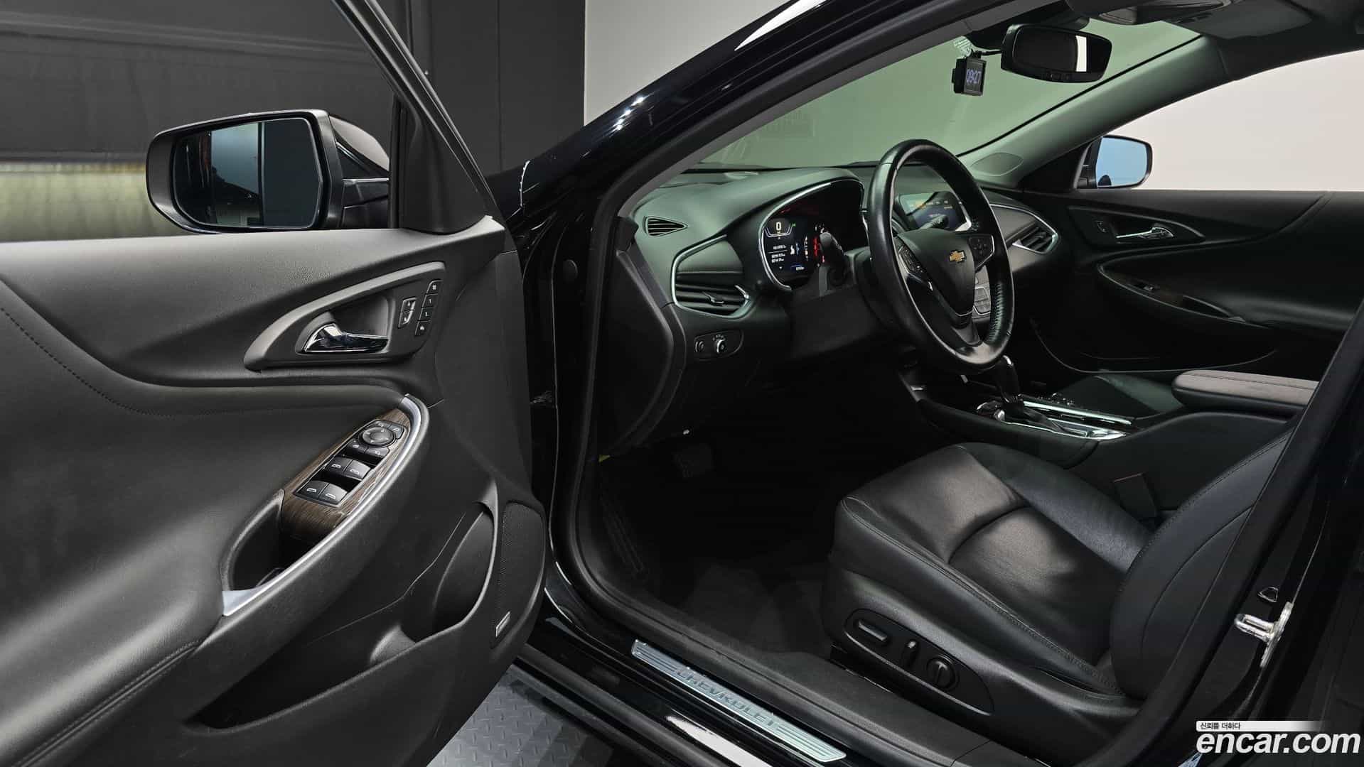 Malibu Chevrolet 2019.6-INNER-010