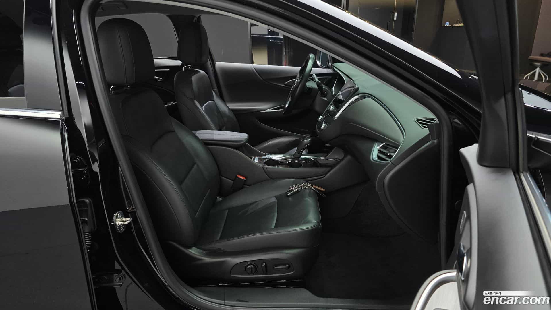 Malibu Chevrolet 2019.6-INNER-036